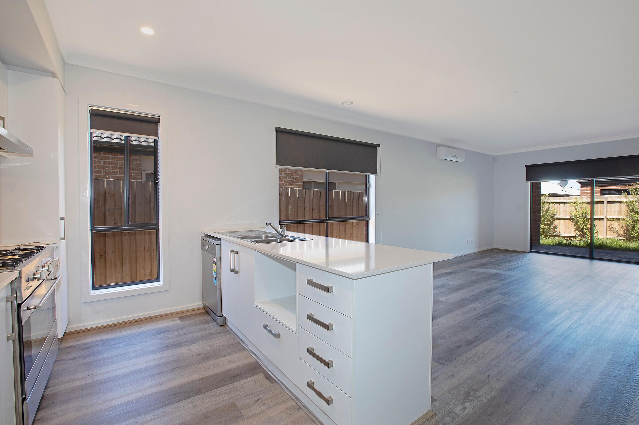 32 Lance Drive, Armstrong Creek, VIC 3217