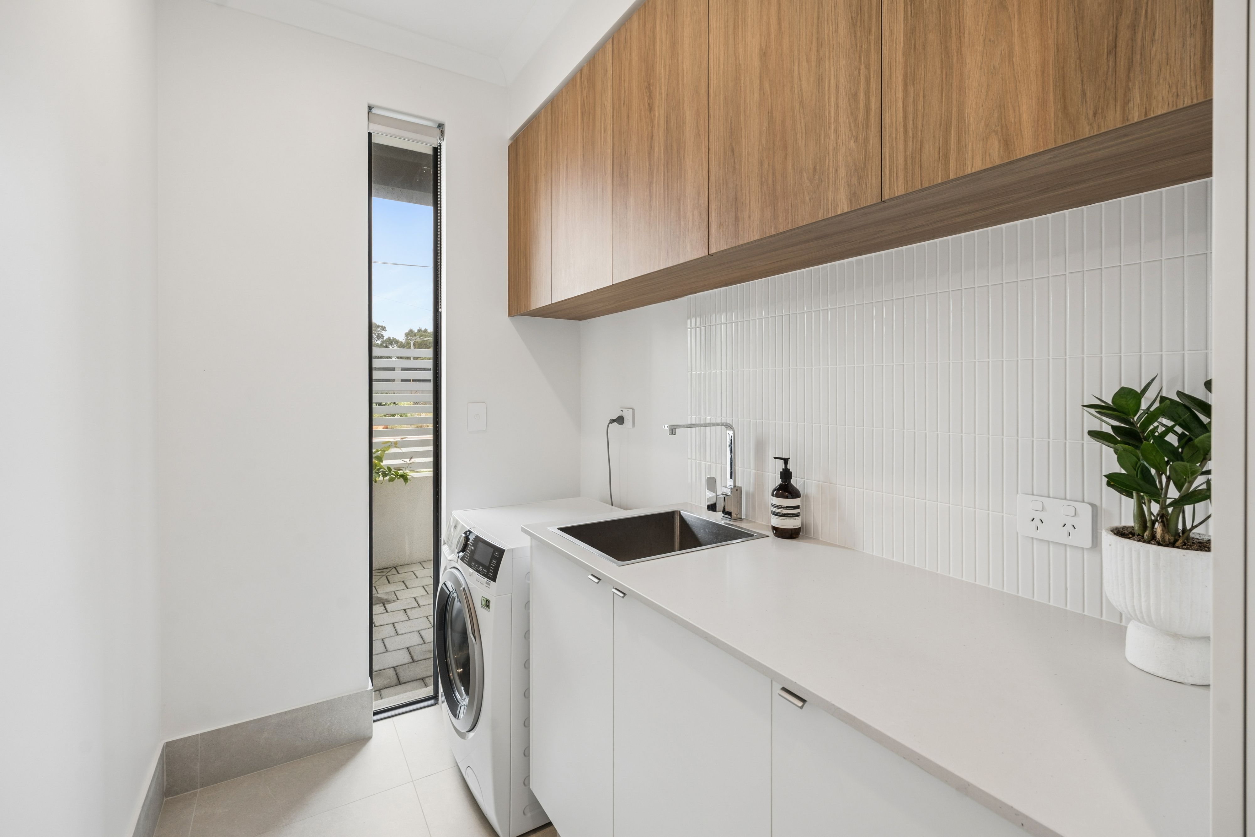 1/8 Koombana Way — photo 20 of 27