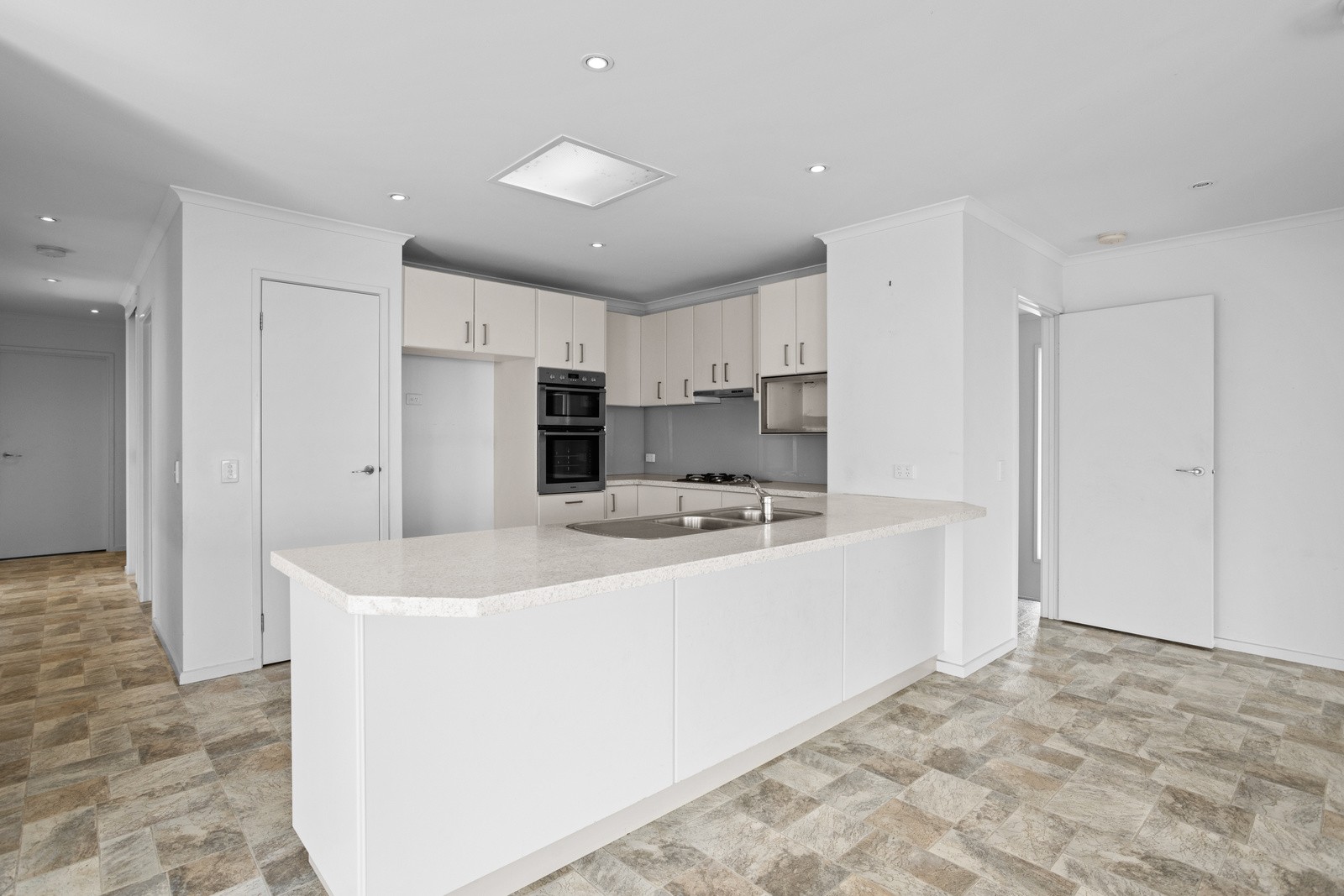 29 Outlook Road, McCrae, VIC 3938