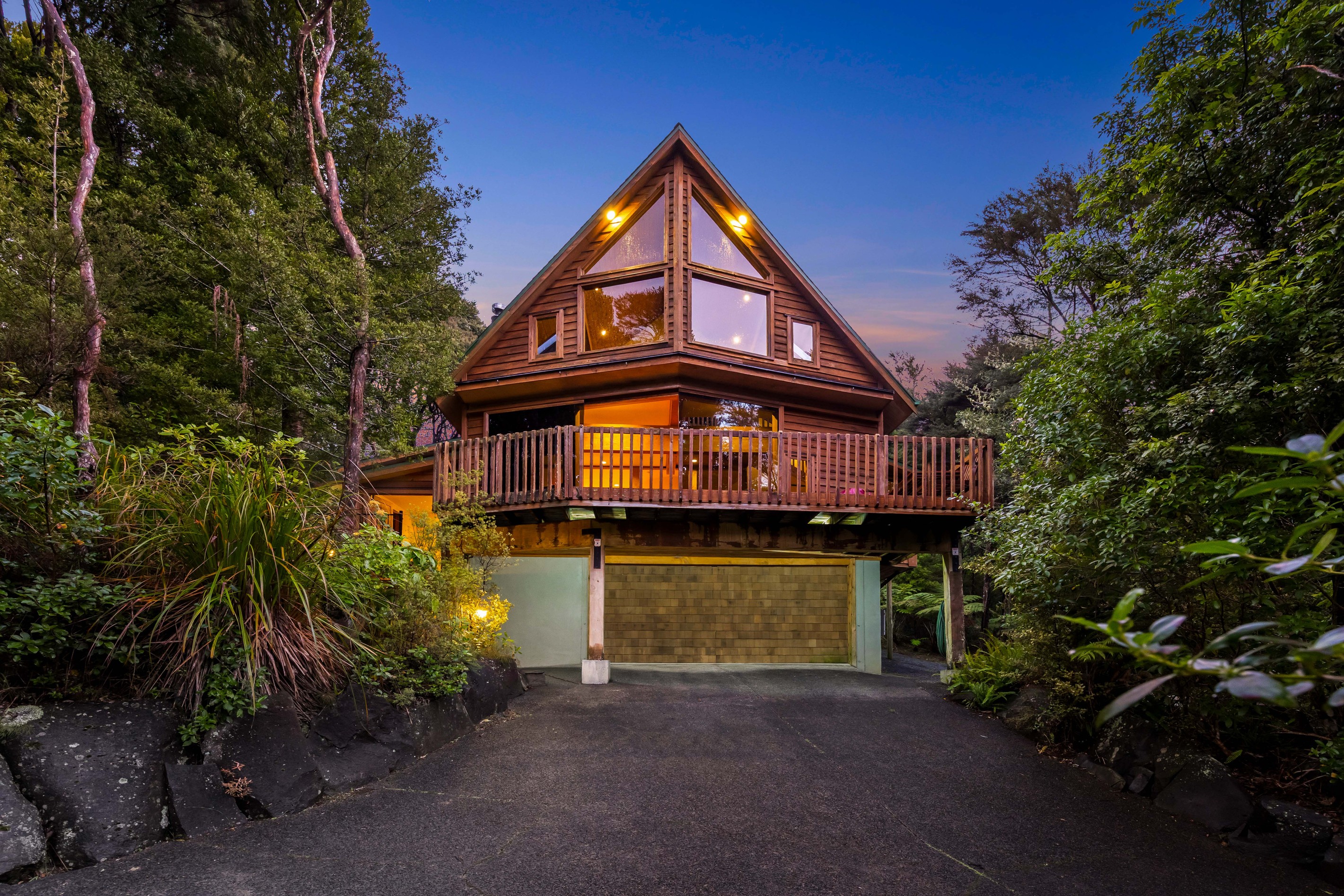 11E Longfellow Parade, Glen Eden, Waitakere City