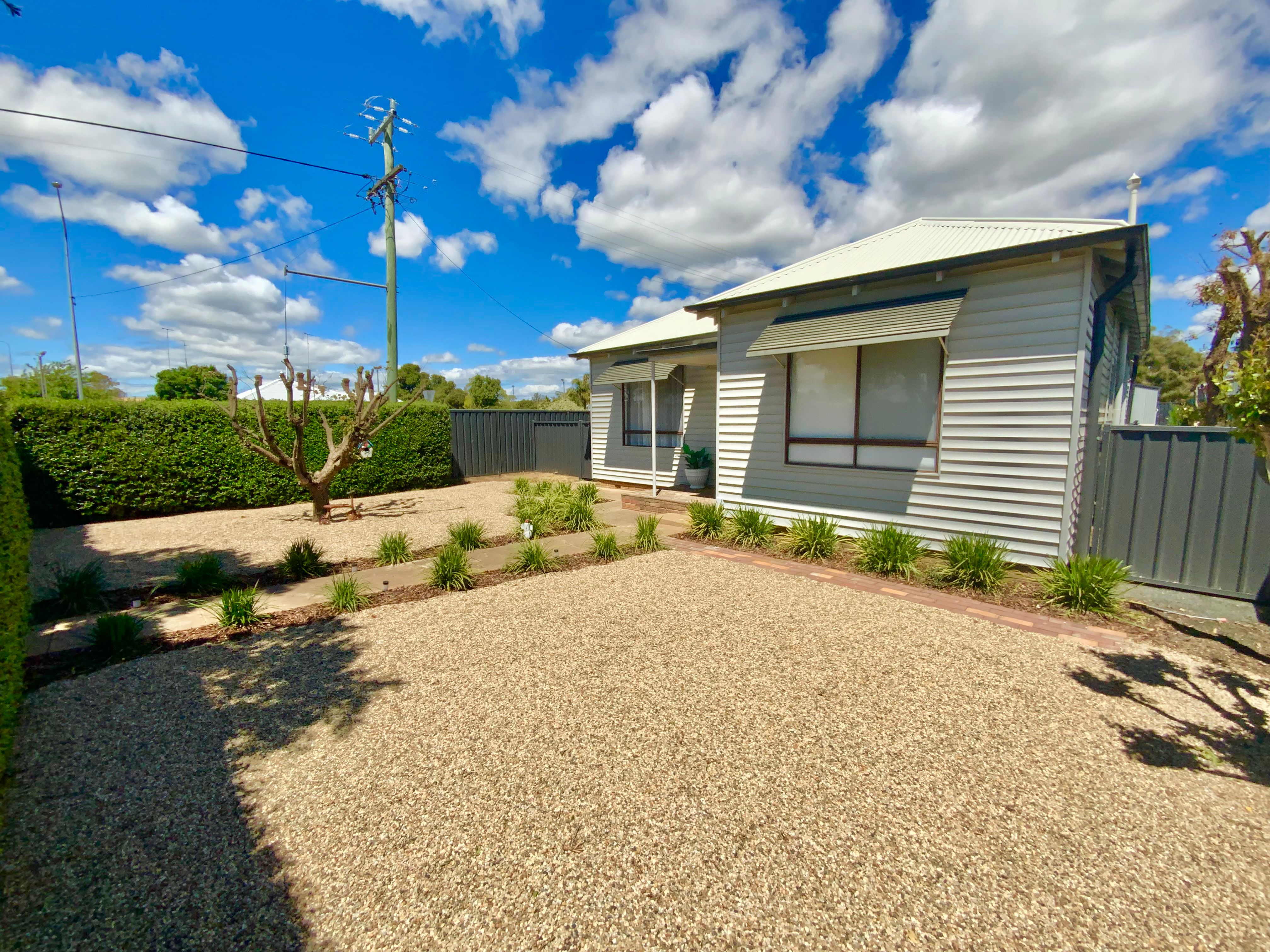 28 Main Street, West Wyalong, NSW 2671
