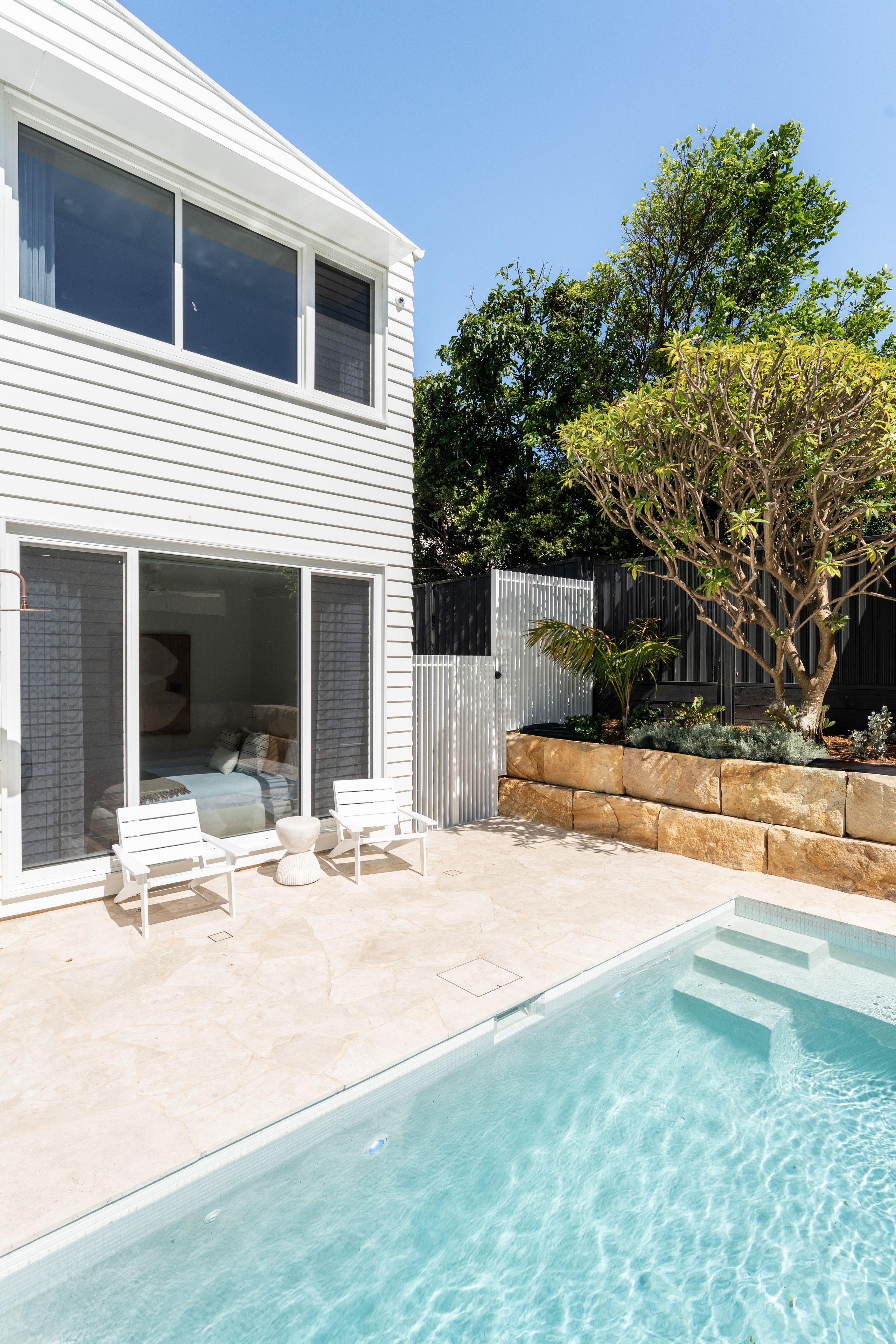 684b Lawrence Hargrave Drive — photo 16 of 30