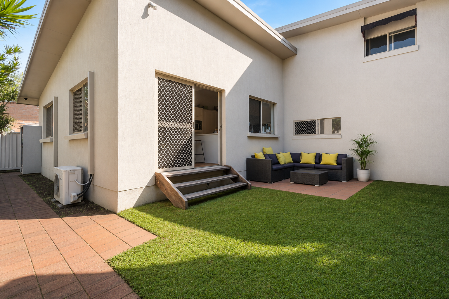 41 Sunset Boulevard — photo 15 of 22