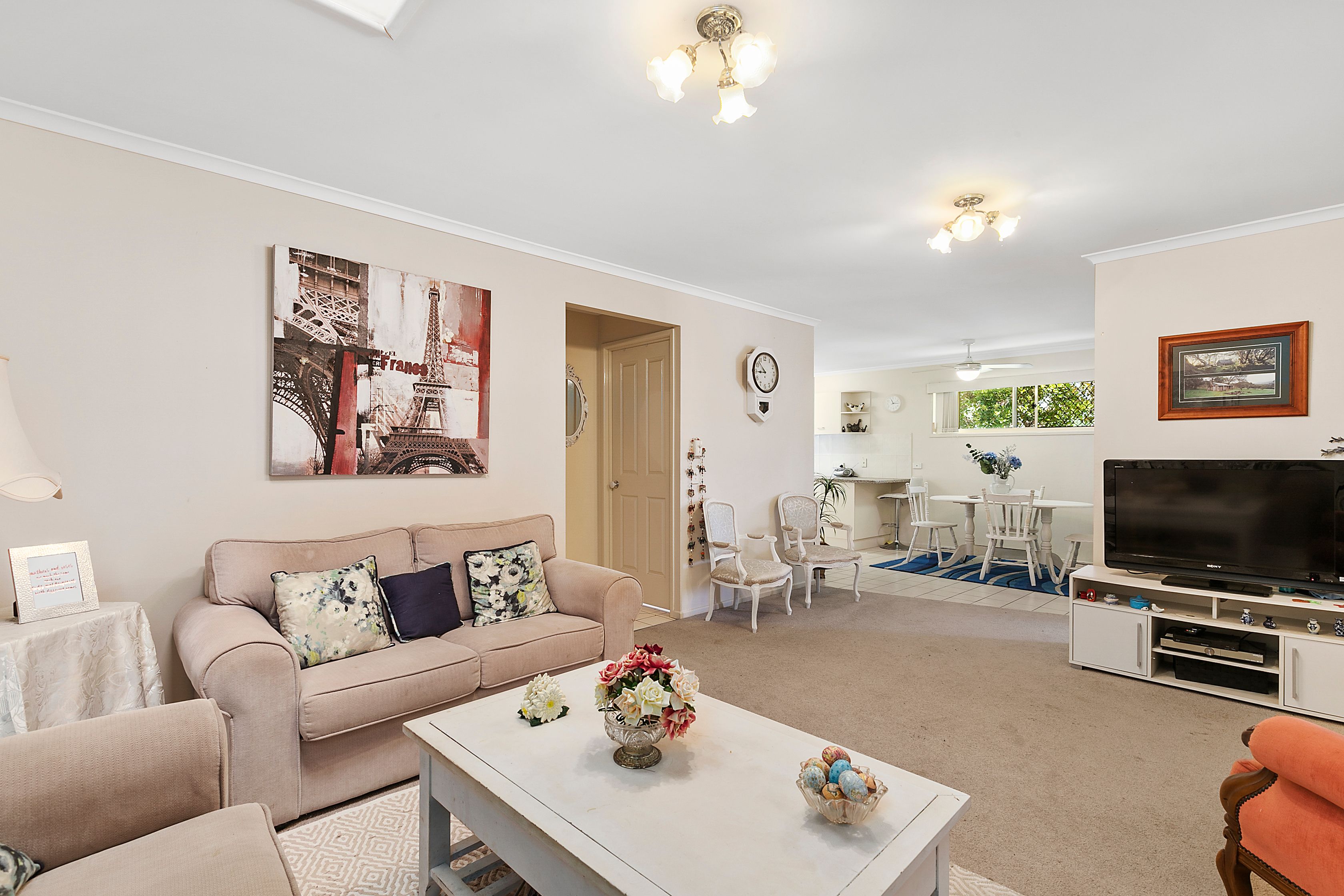 100 Meadowlands Road, Carina QLD 4152
