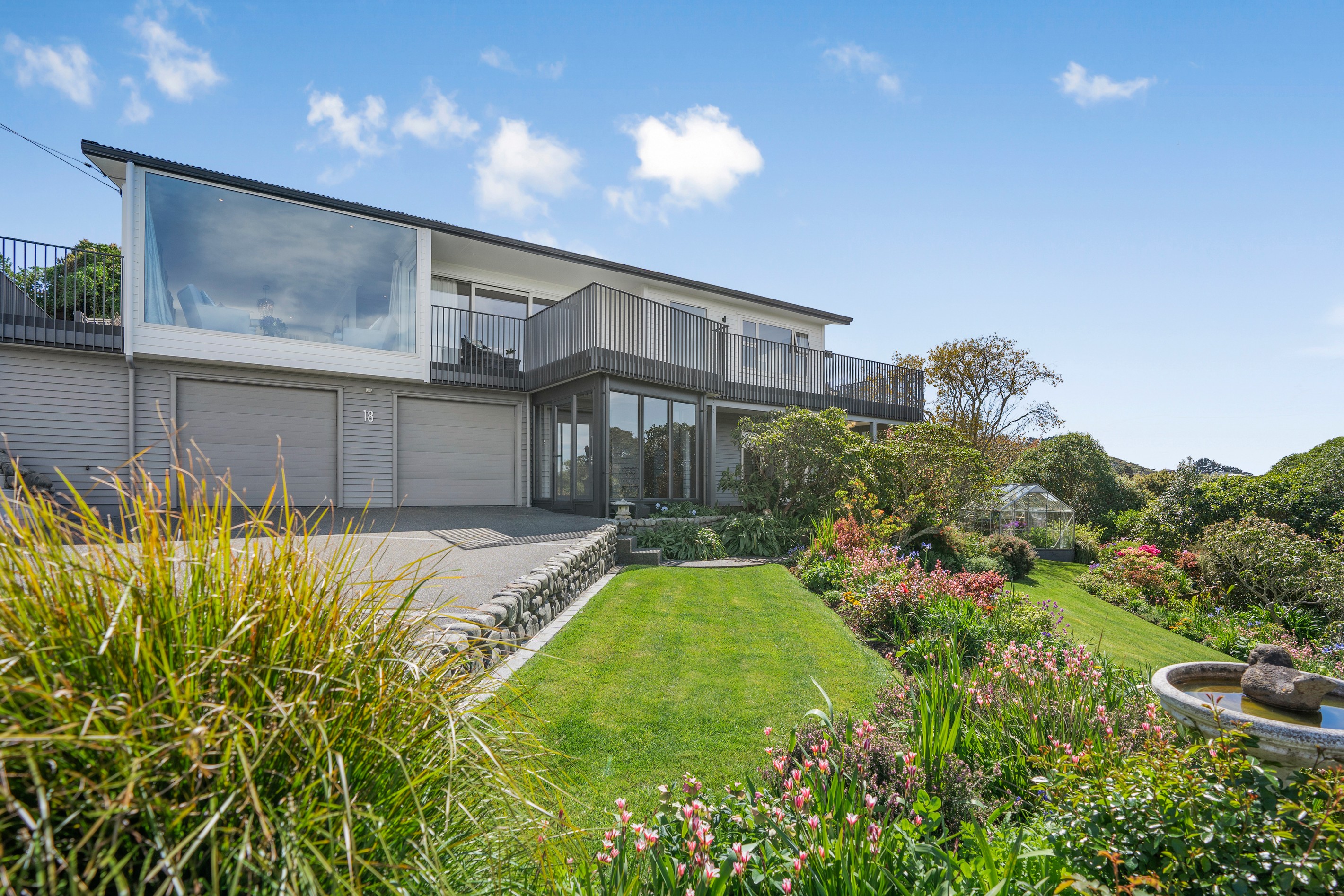 18 Poto Road, Normandale, Lower Hutt City