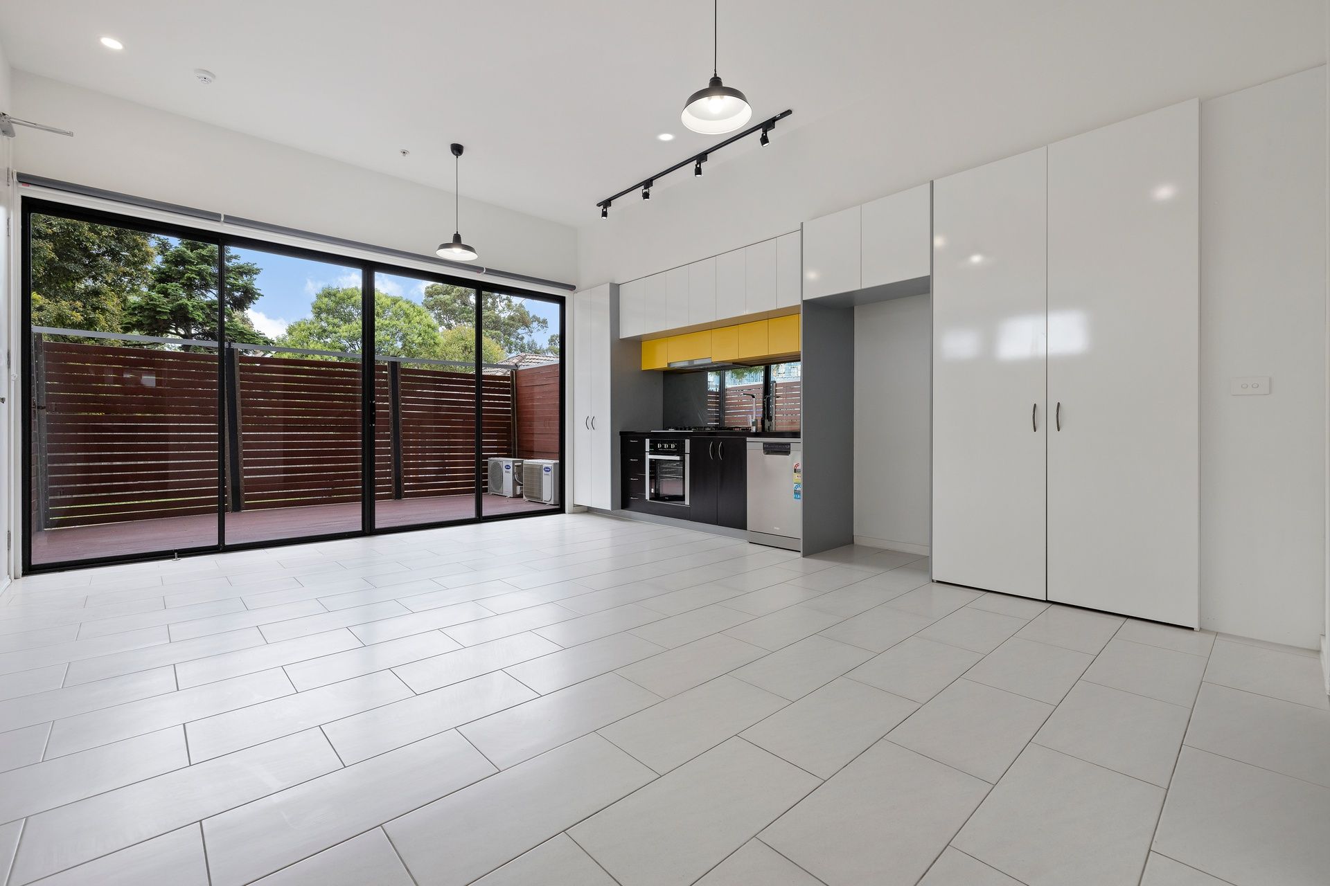 G01/18 Whitehorse Road, Blackburn, VIC 3130