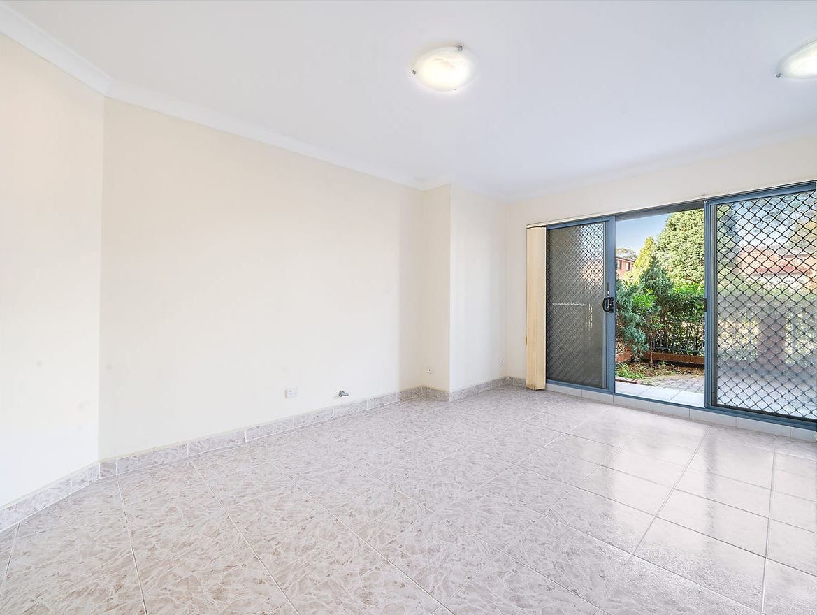 8/1 Hillcrest Avenue, Hurstville, NSW 2220