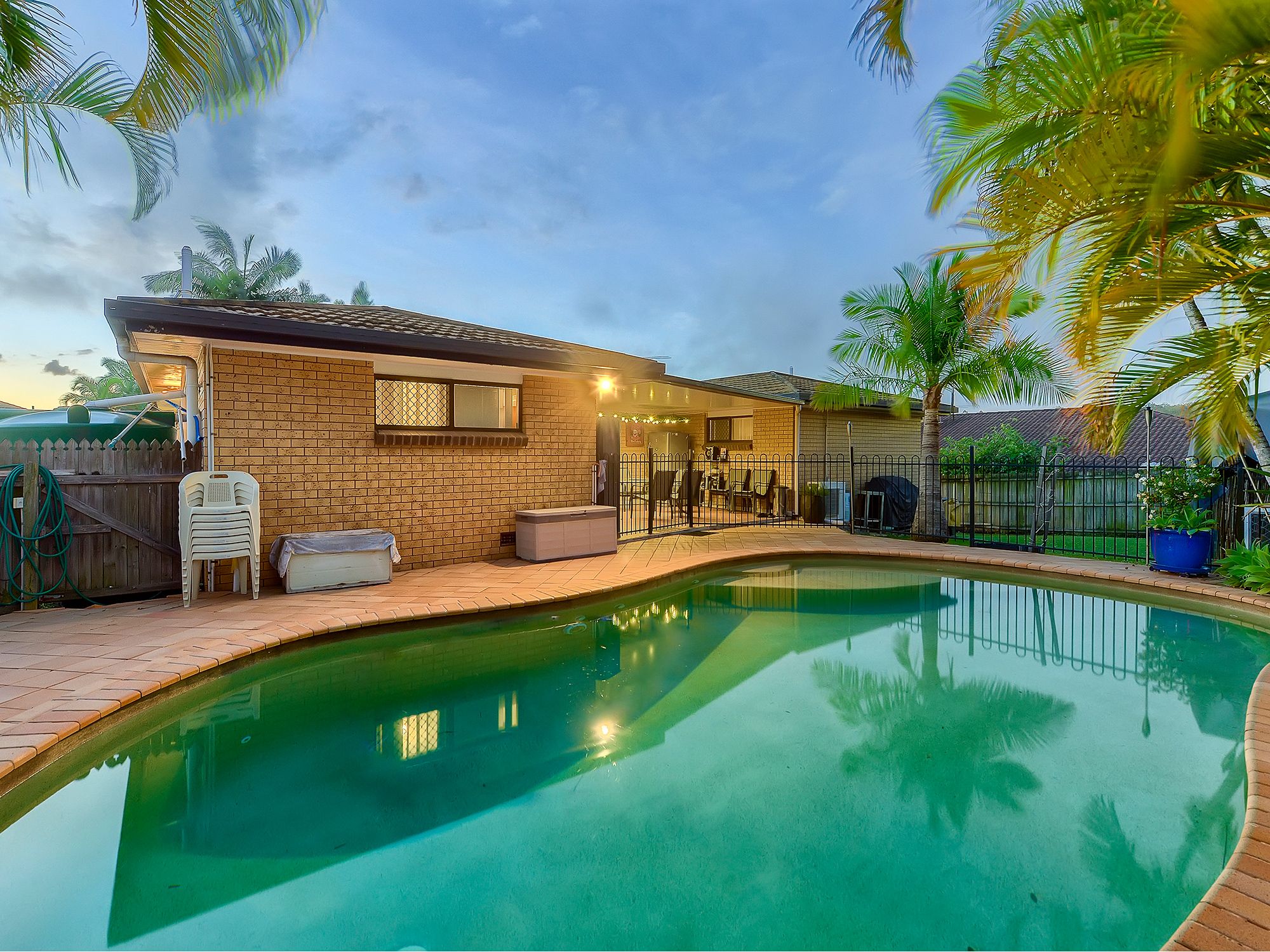 20 Warrington Street, Robertson, QLD 4109