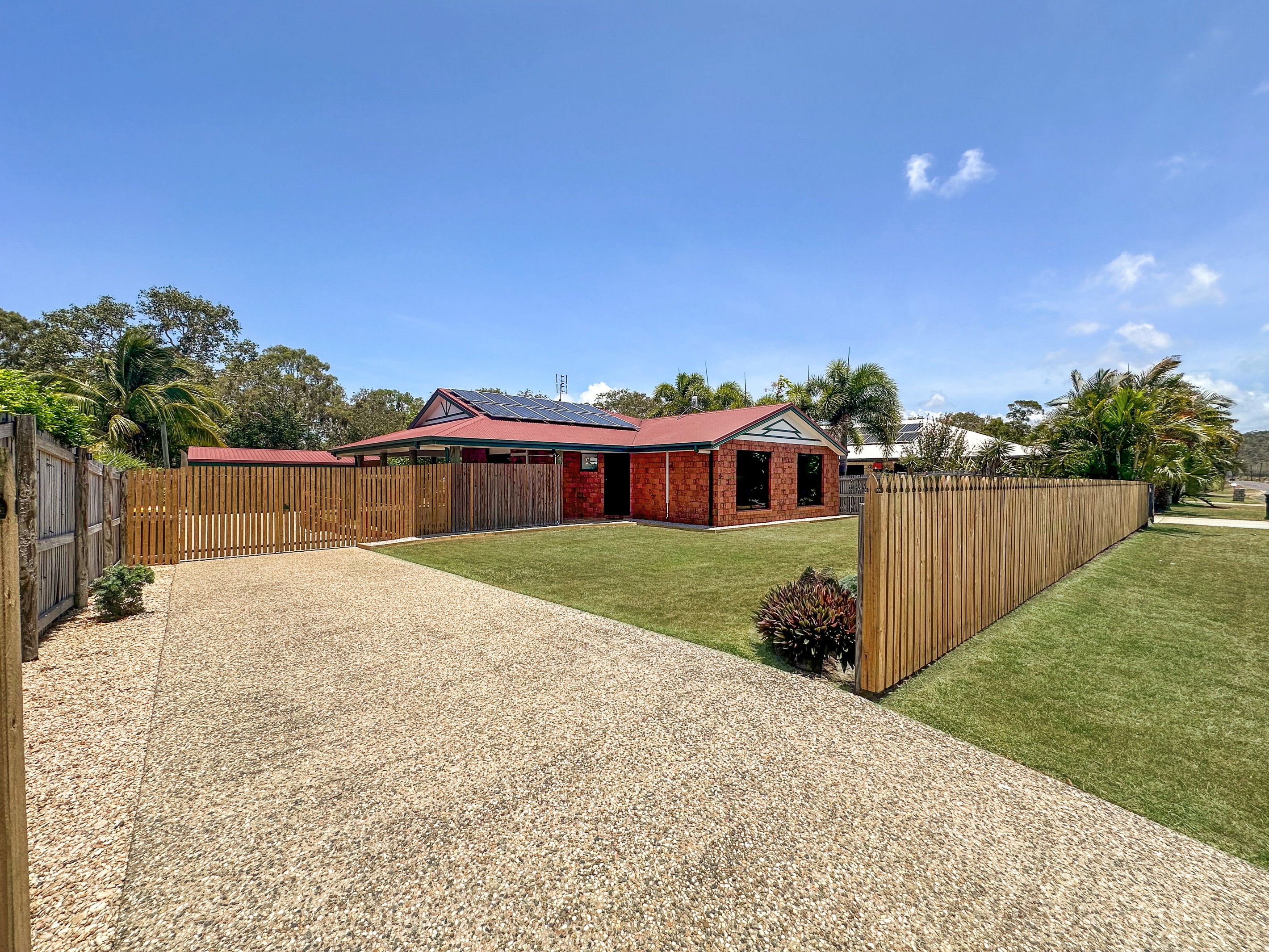 57 Campwin Beach Road, Campwin Beach, QLD 4737