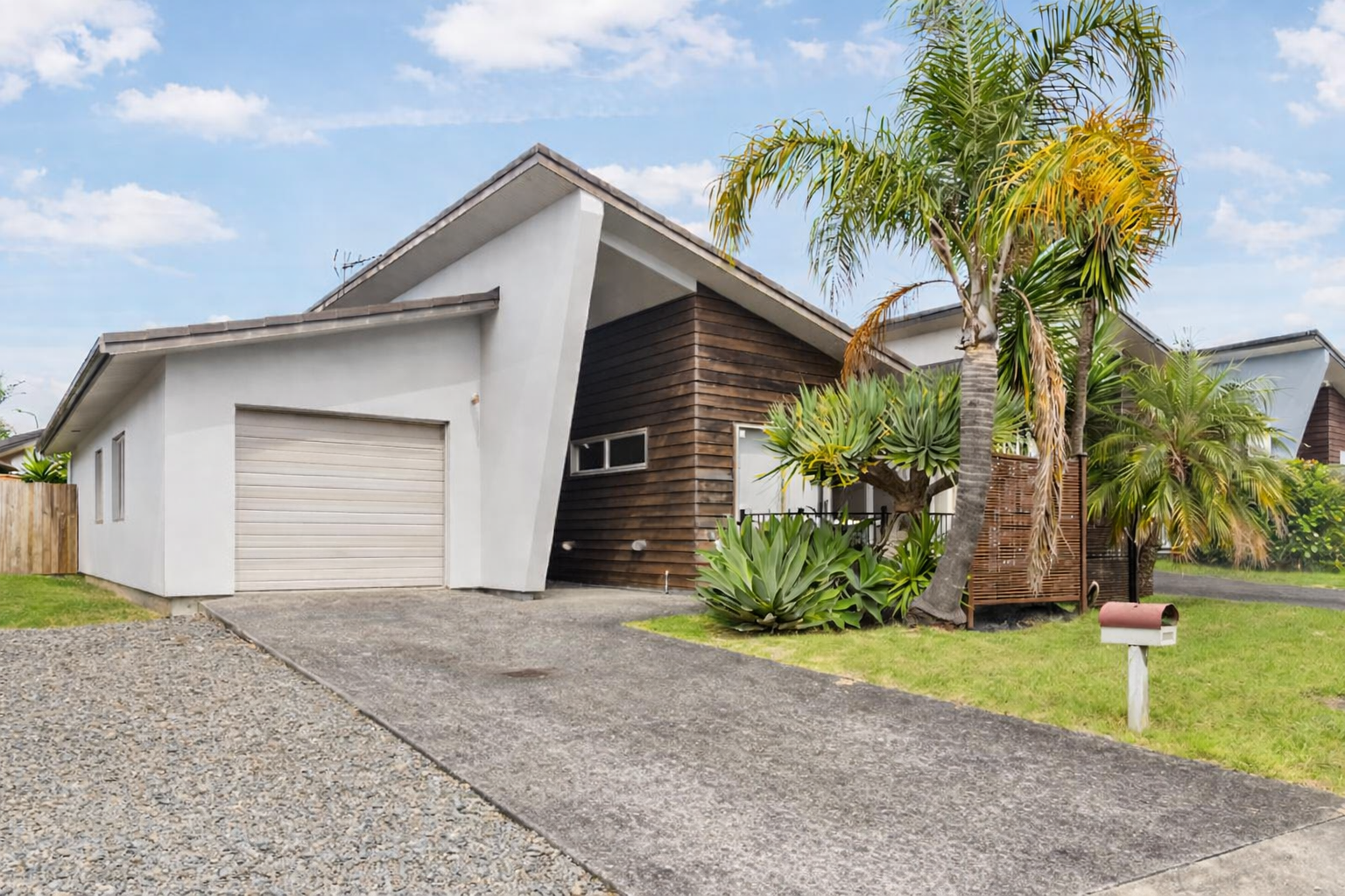59a Aspiring Avenue, Flat Bush, Manukau City