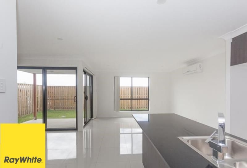 6 Pinnacle Way, Pimpama, QLD 4209