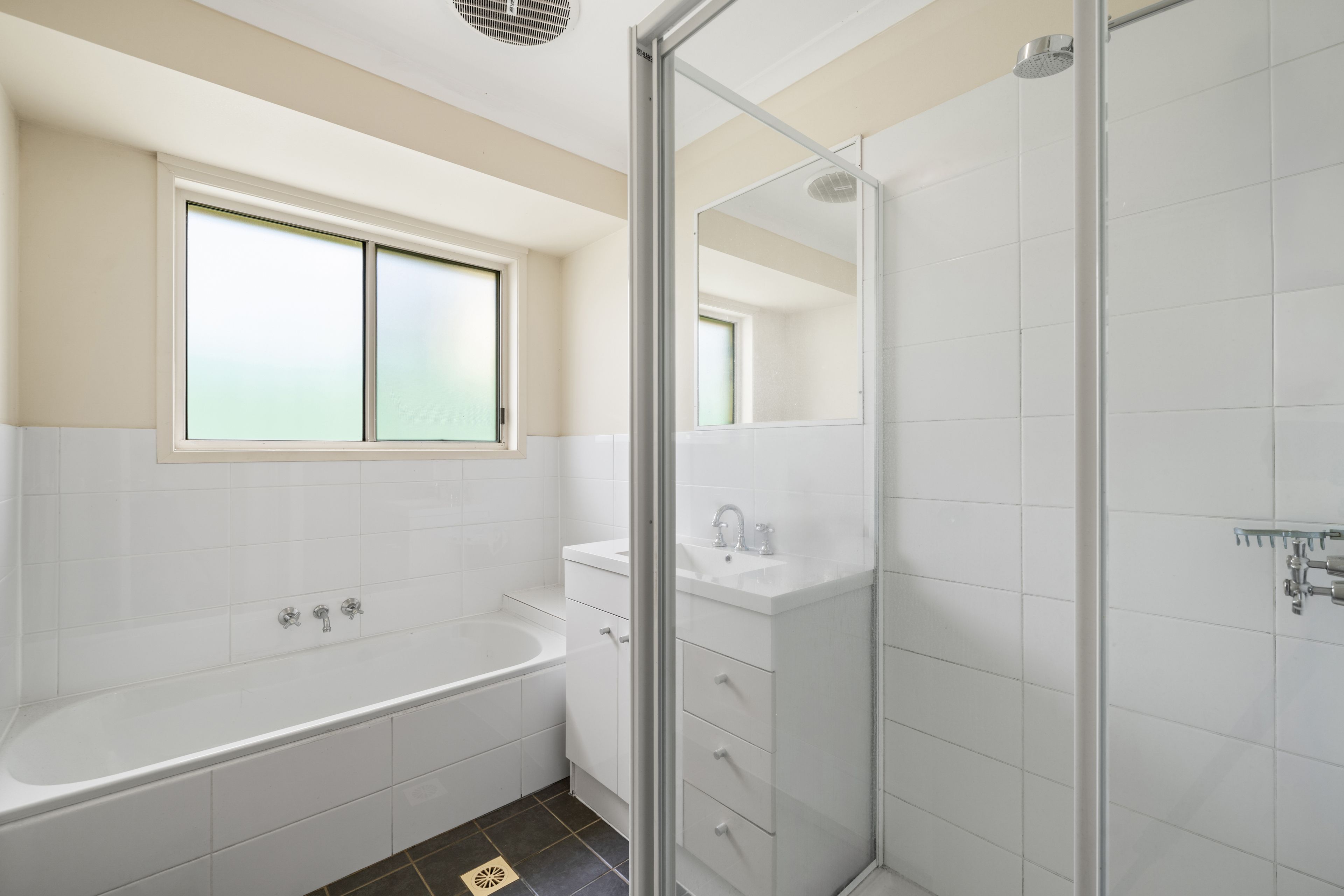 13 Quigan Terrace — photo 13 of 23