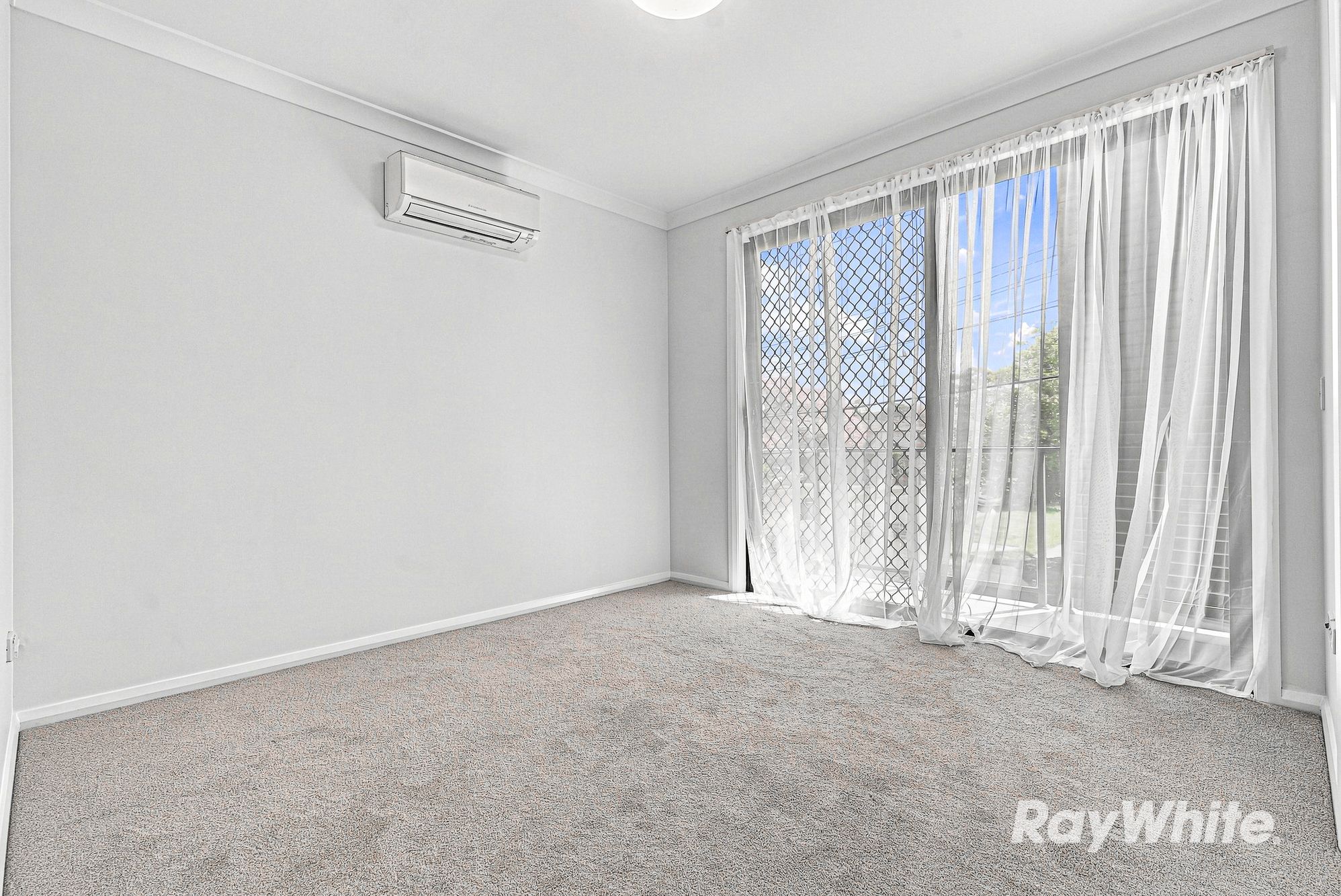 16/23 Elizabeth Street — photo 9 of 21