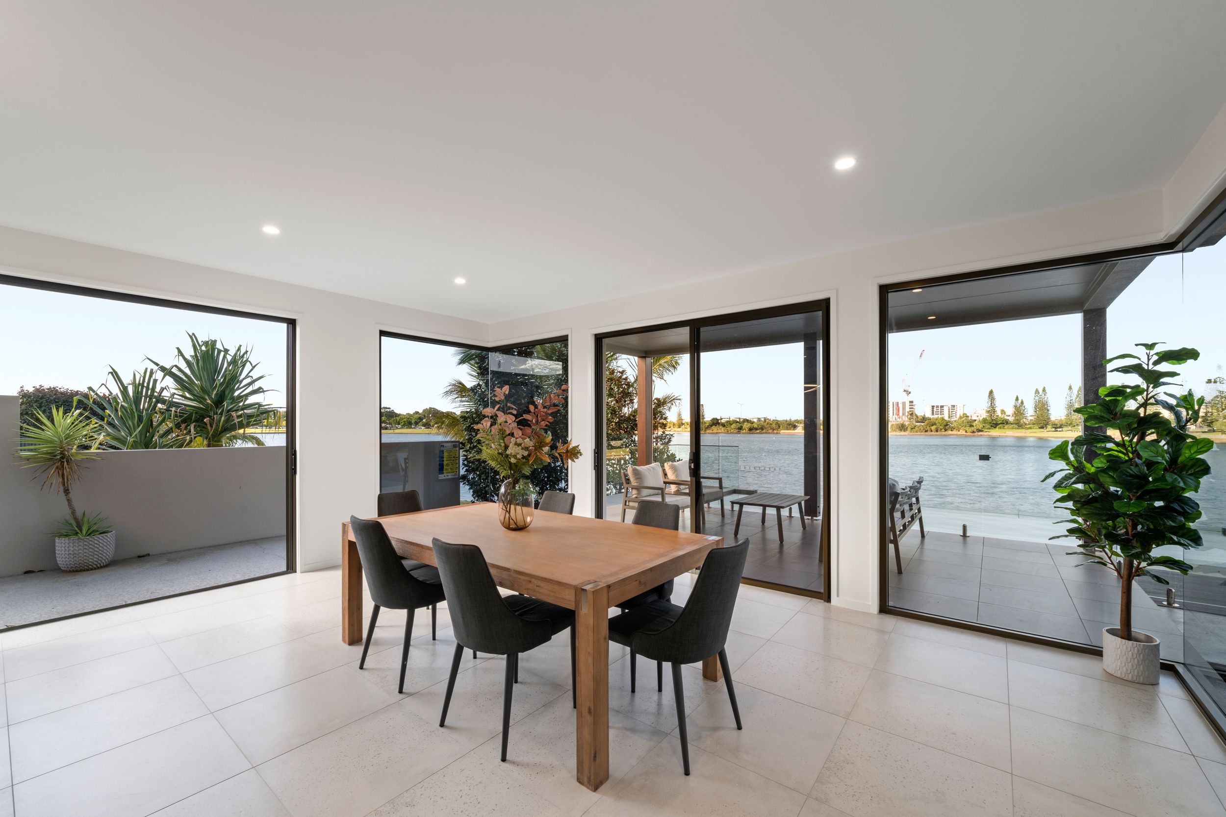 2 Entrance Island, BOKARINA, QLD 4575