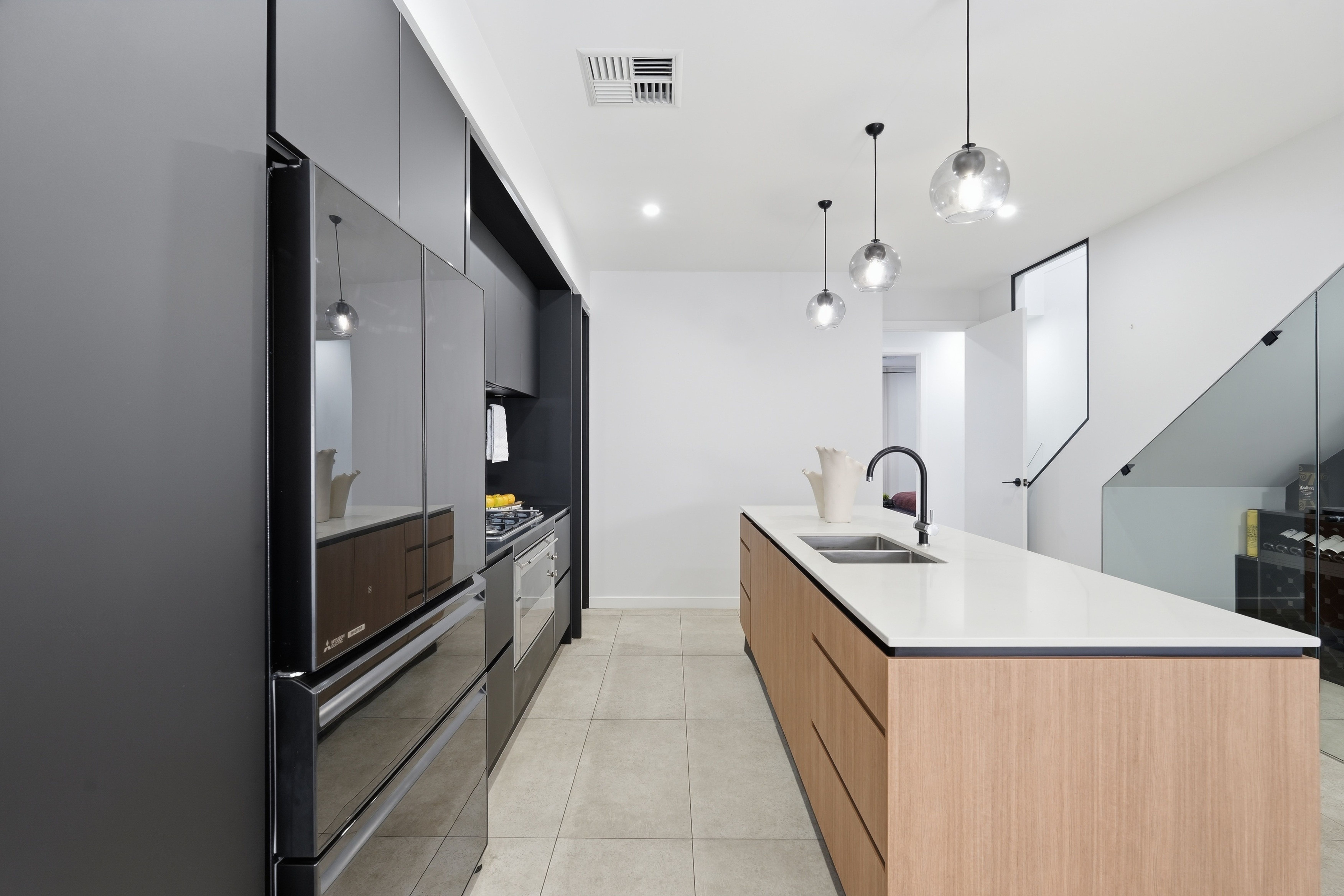 4 Charles Sturt Avenue — photo 8 of 30