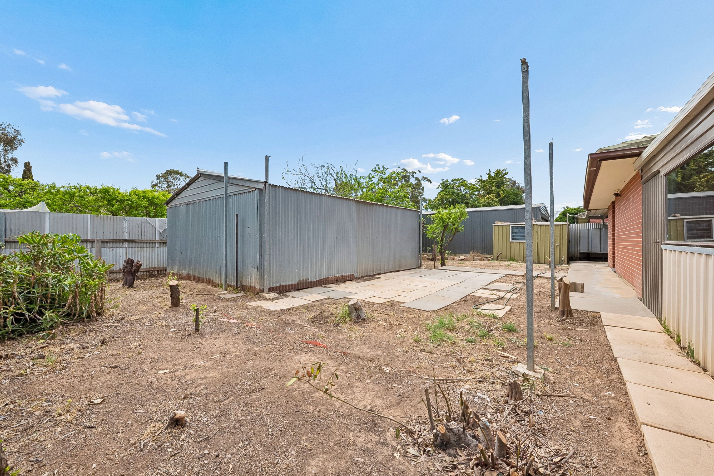 17 Townsend Avenue — photo 9 of 11