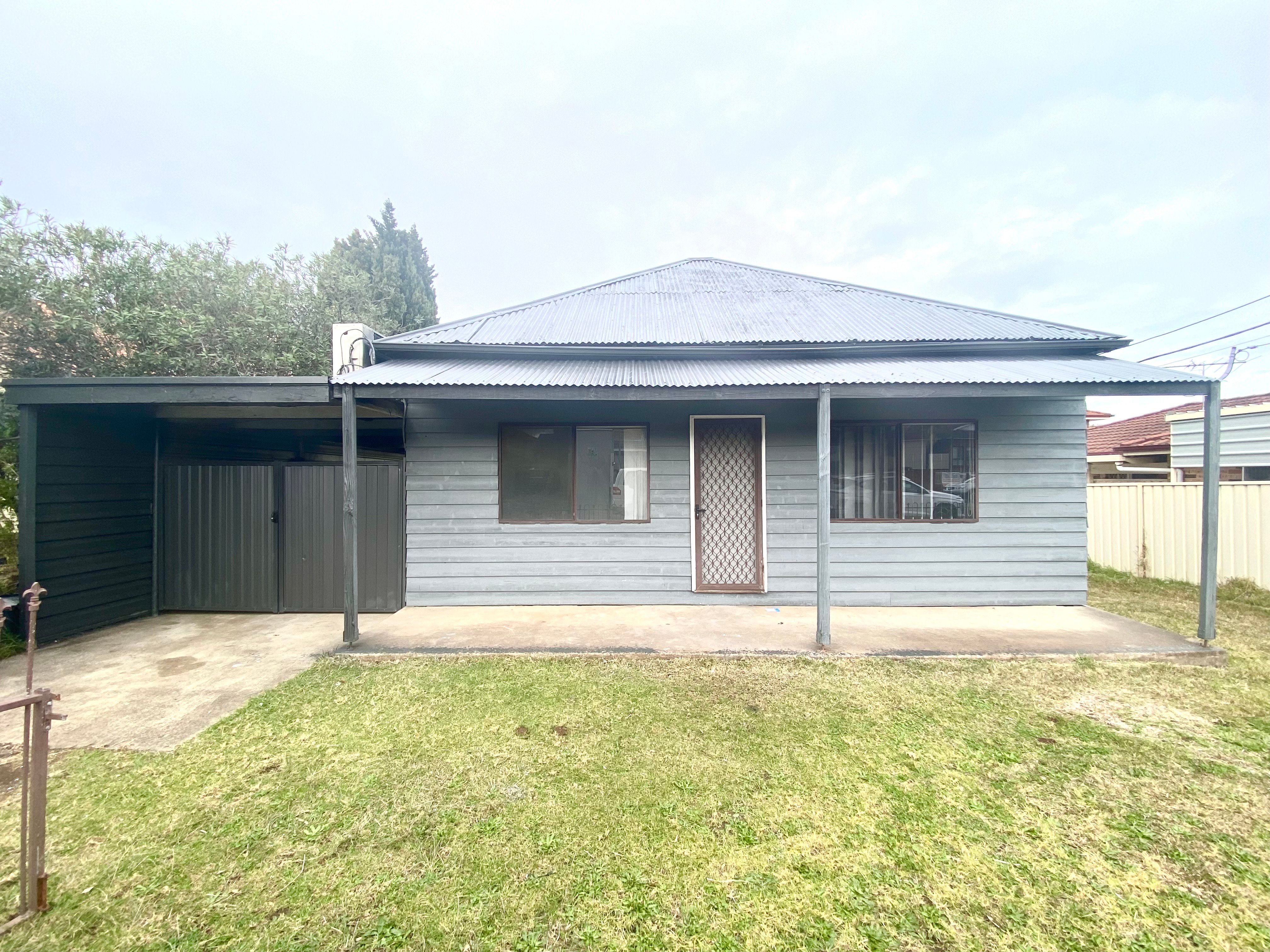 5 Hampton Street, Fairfield NSW 2165