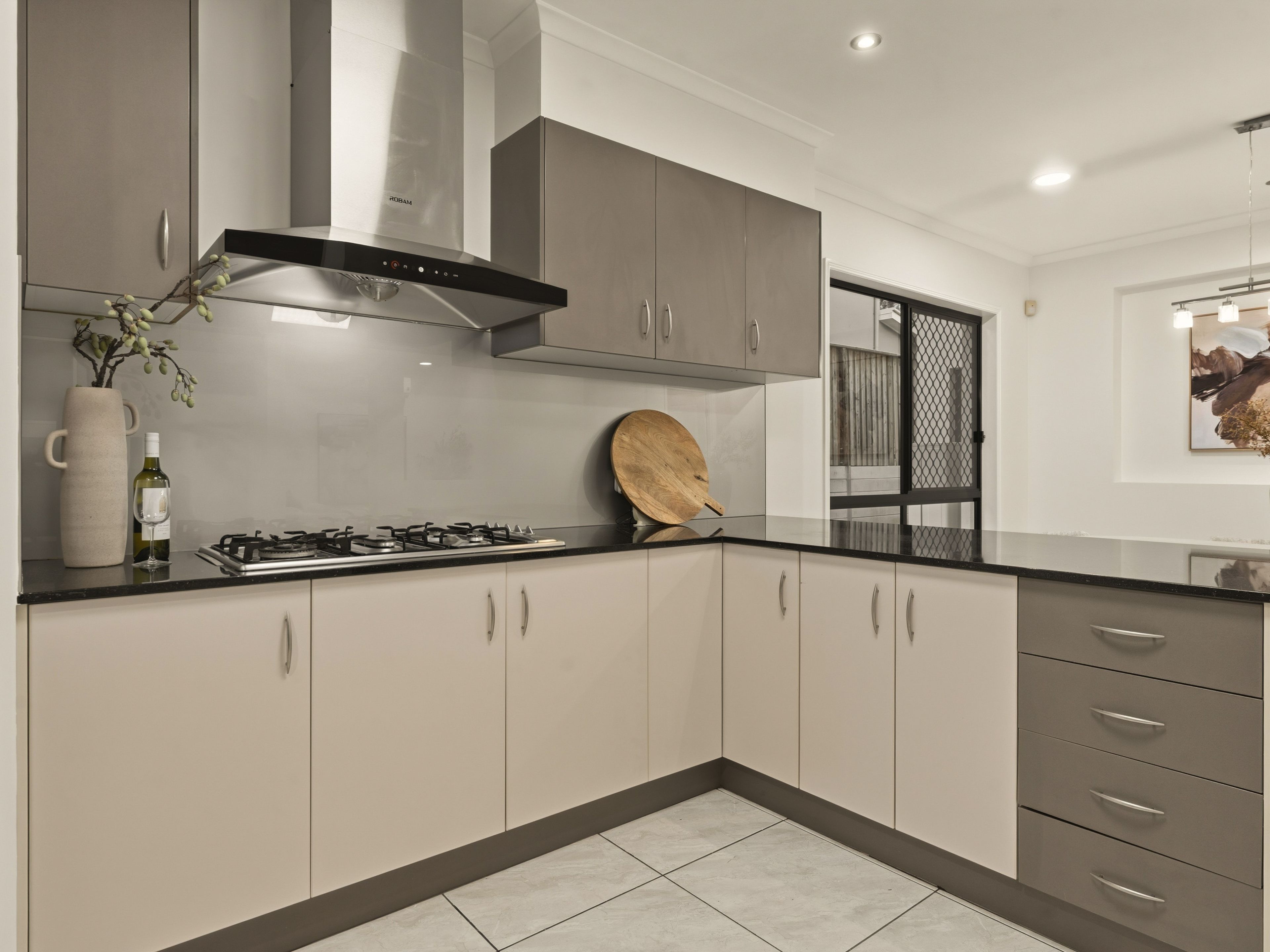 9 Trevi Close — photo 12 of 26