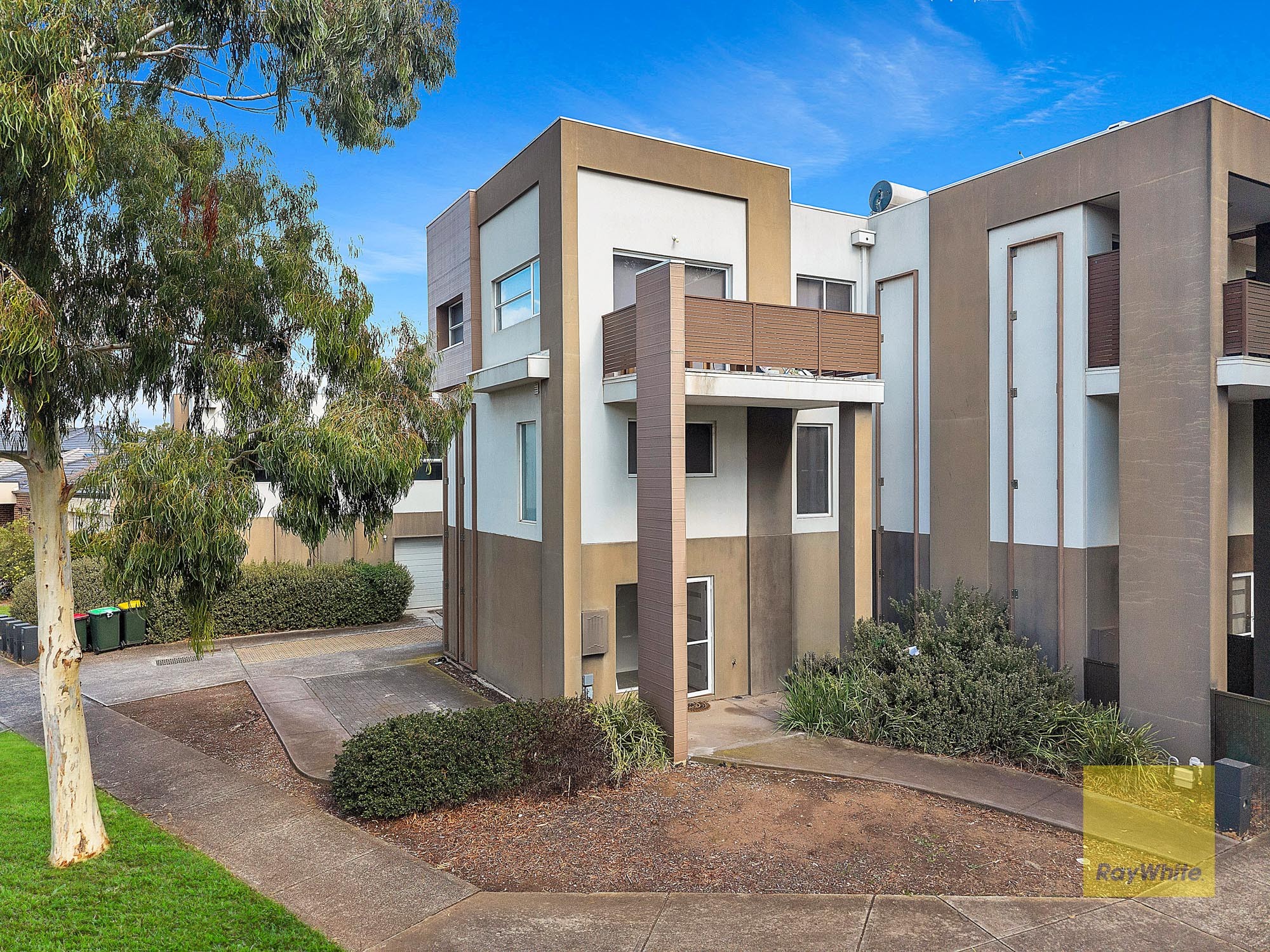 20B Honolulu Drive, Point Cook, VIC 3030