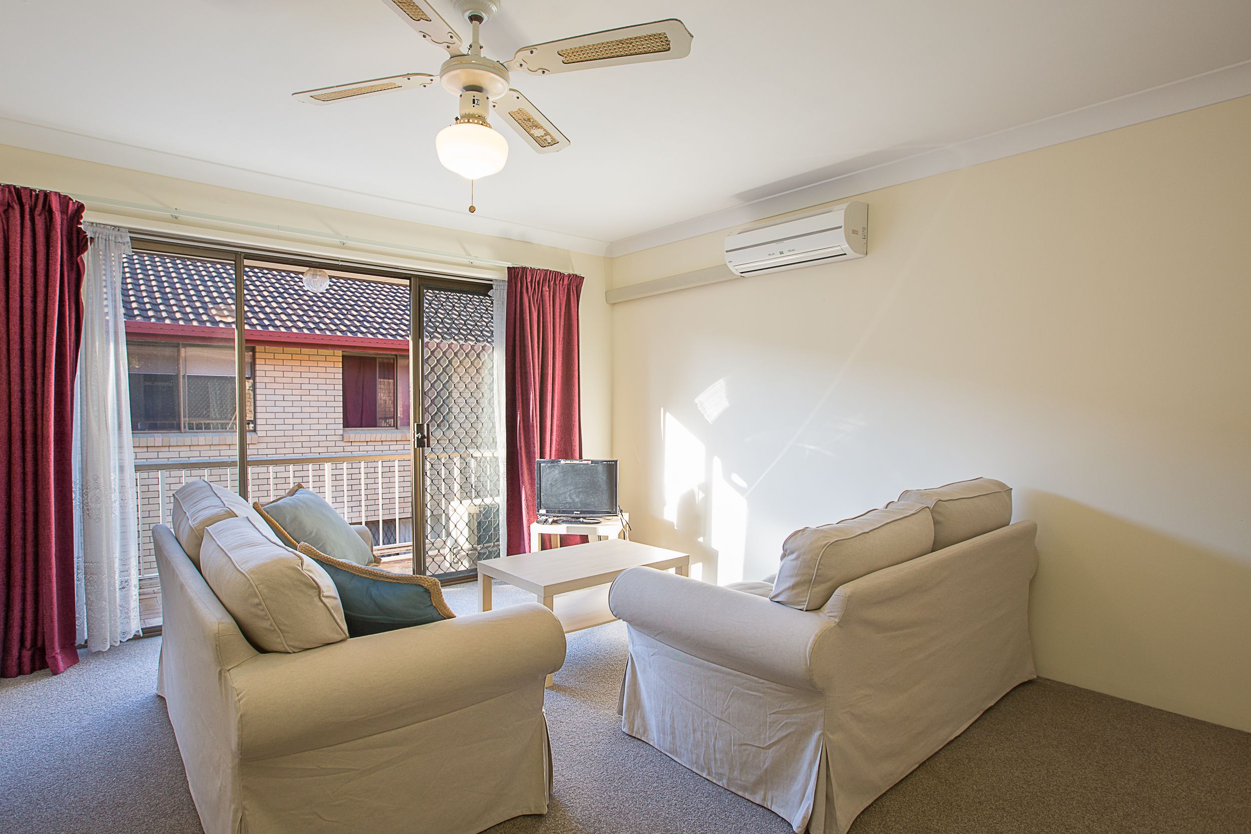 4/209 Scarborough Street, Southport, QLD 4215