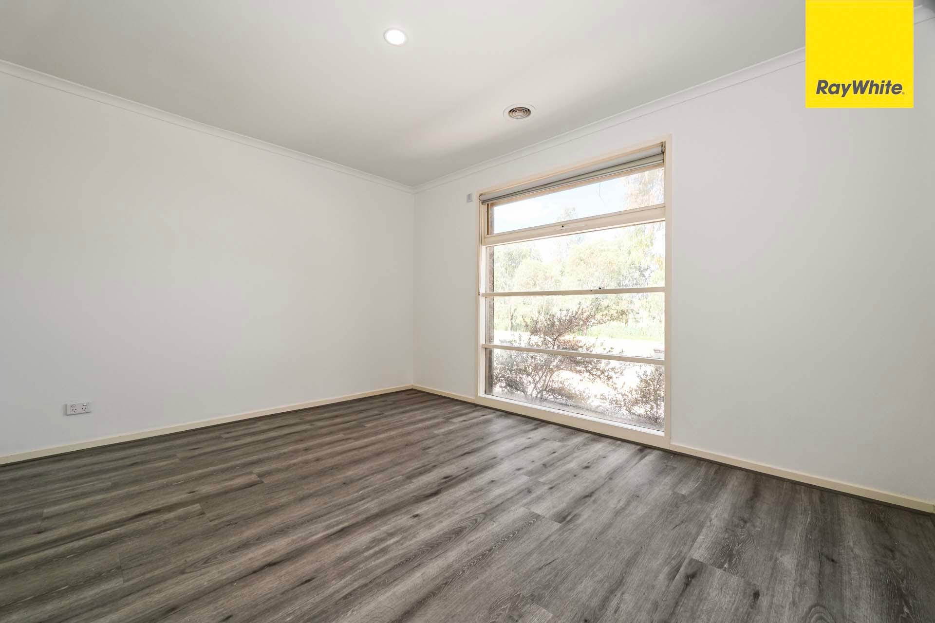 12 Shandeau Boardwalk, Melton West, VIC 3337