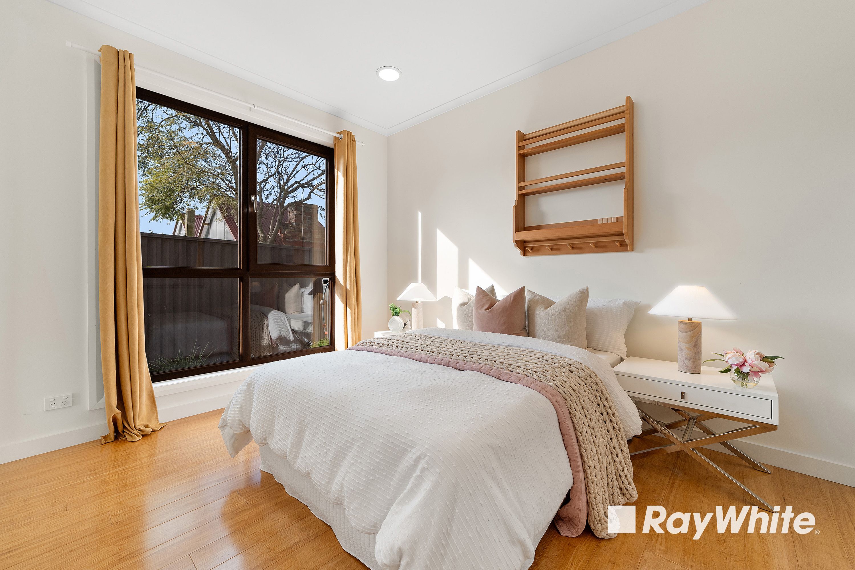 9 Helen Court — photo 12 of 23