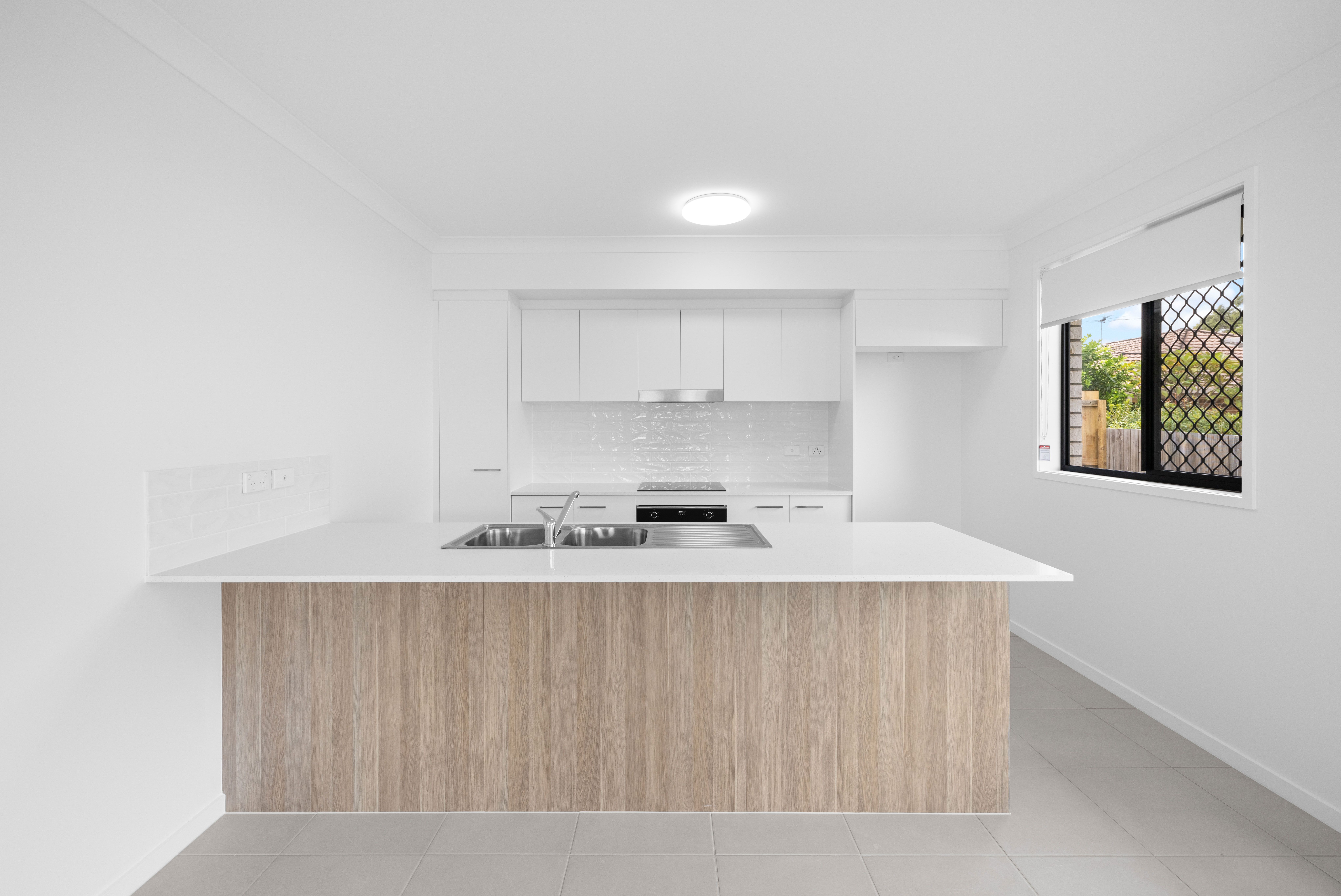 6/2A Diana Street — photo 4 of 13