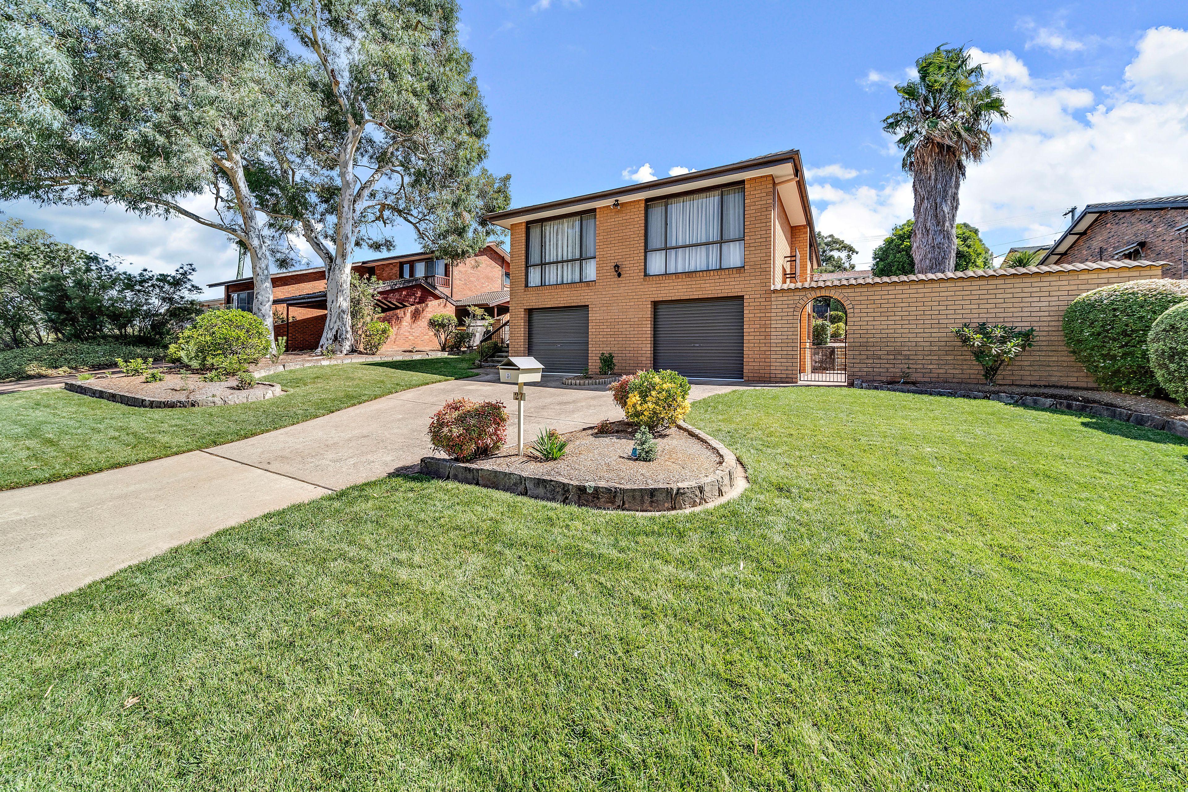 27 Fitzhardinge Crescent, Evatt ACT 2617
