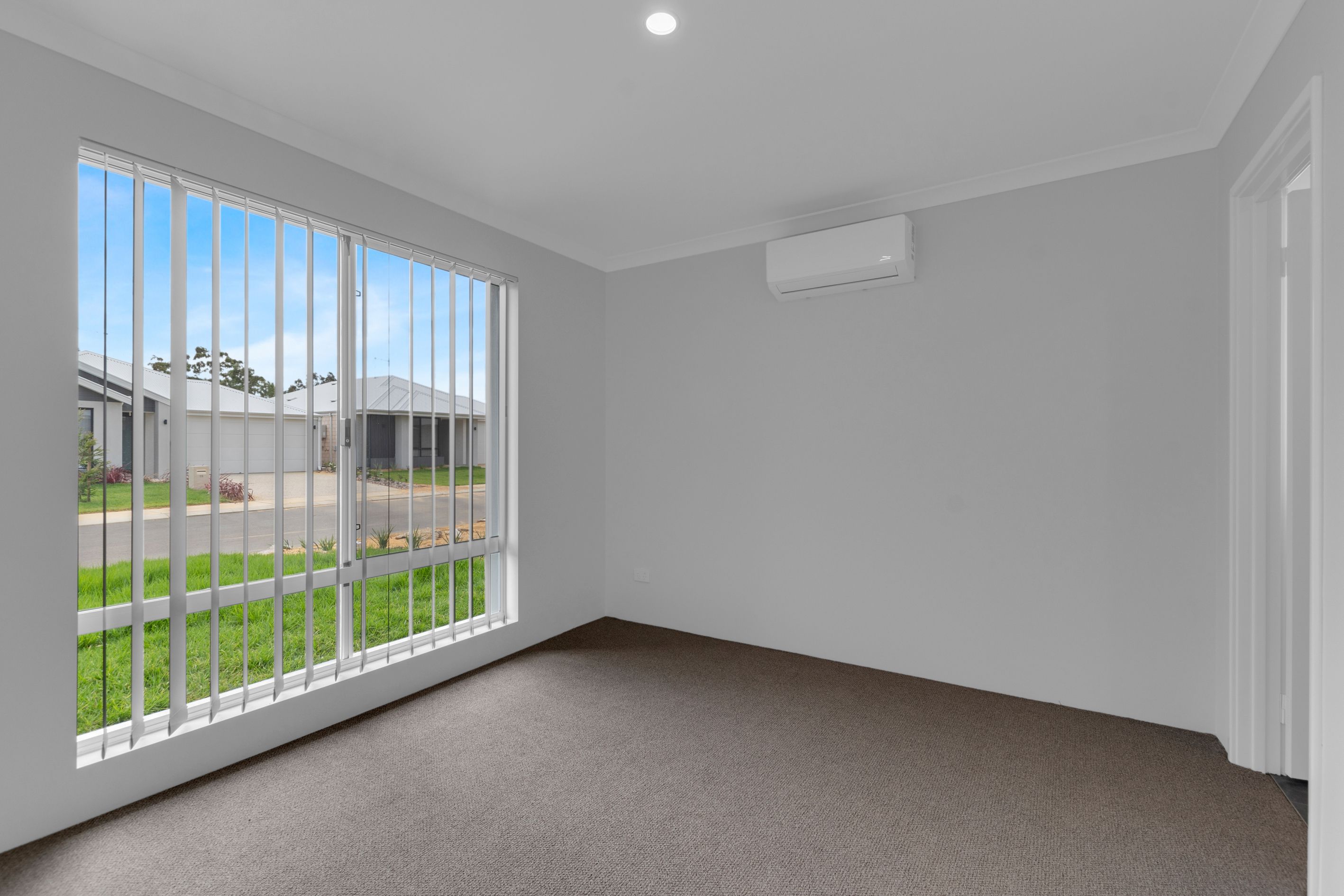 14 Farncomb Street — photo 7 of 17