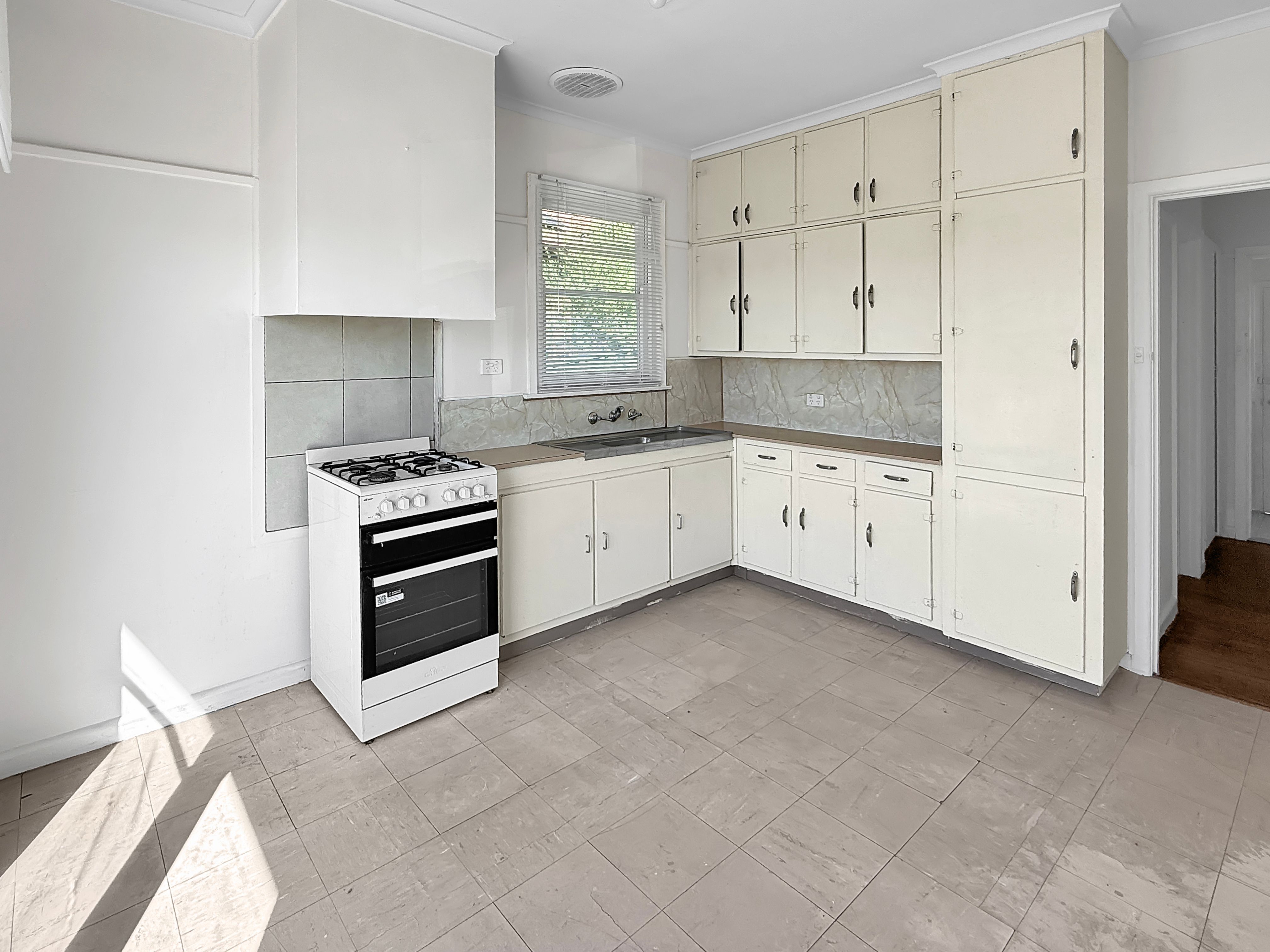 41 Chisholm Crescent, Seymour, VIC 3660