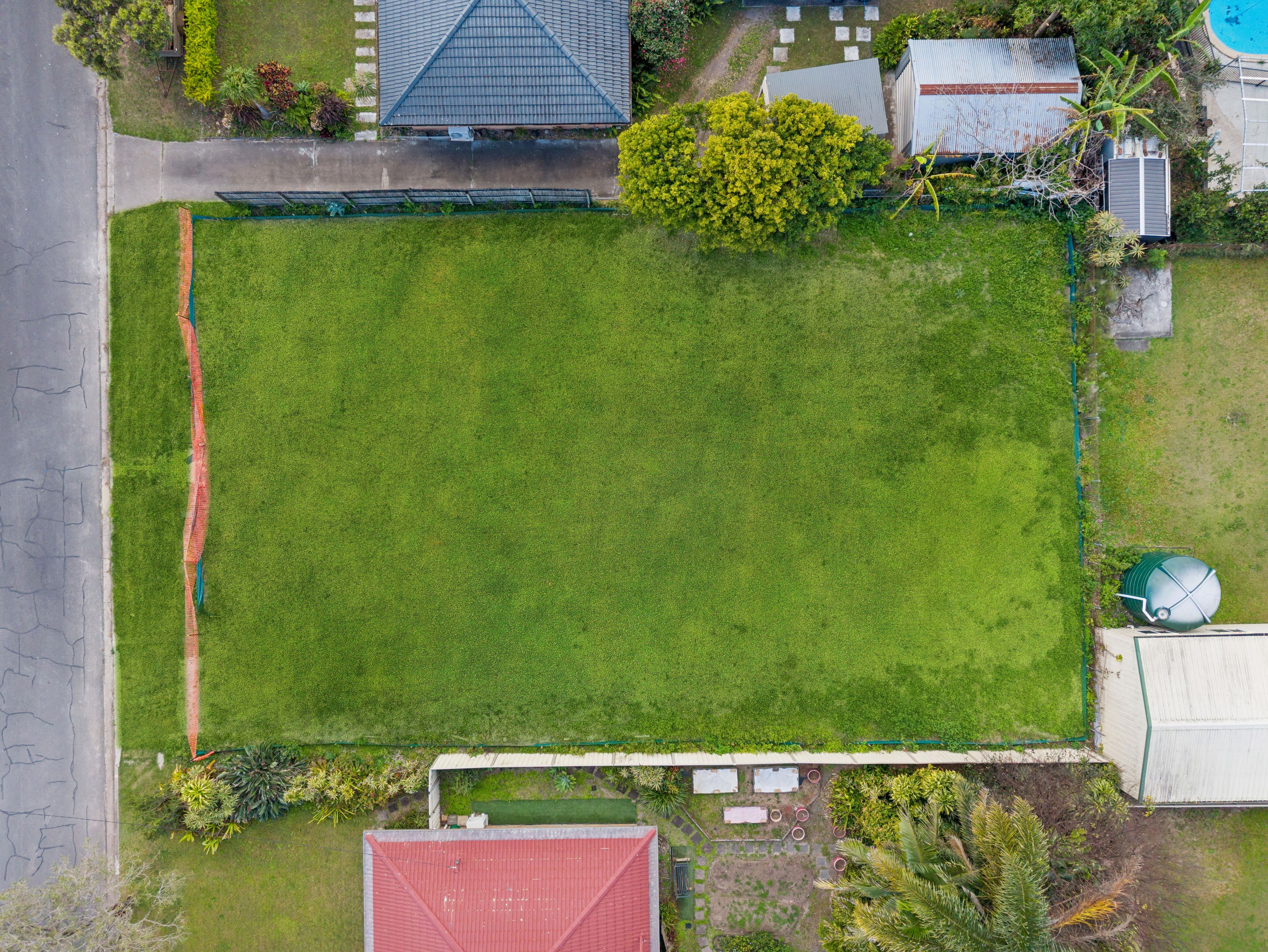 18 Dawes Street — photo 10 of 17