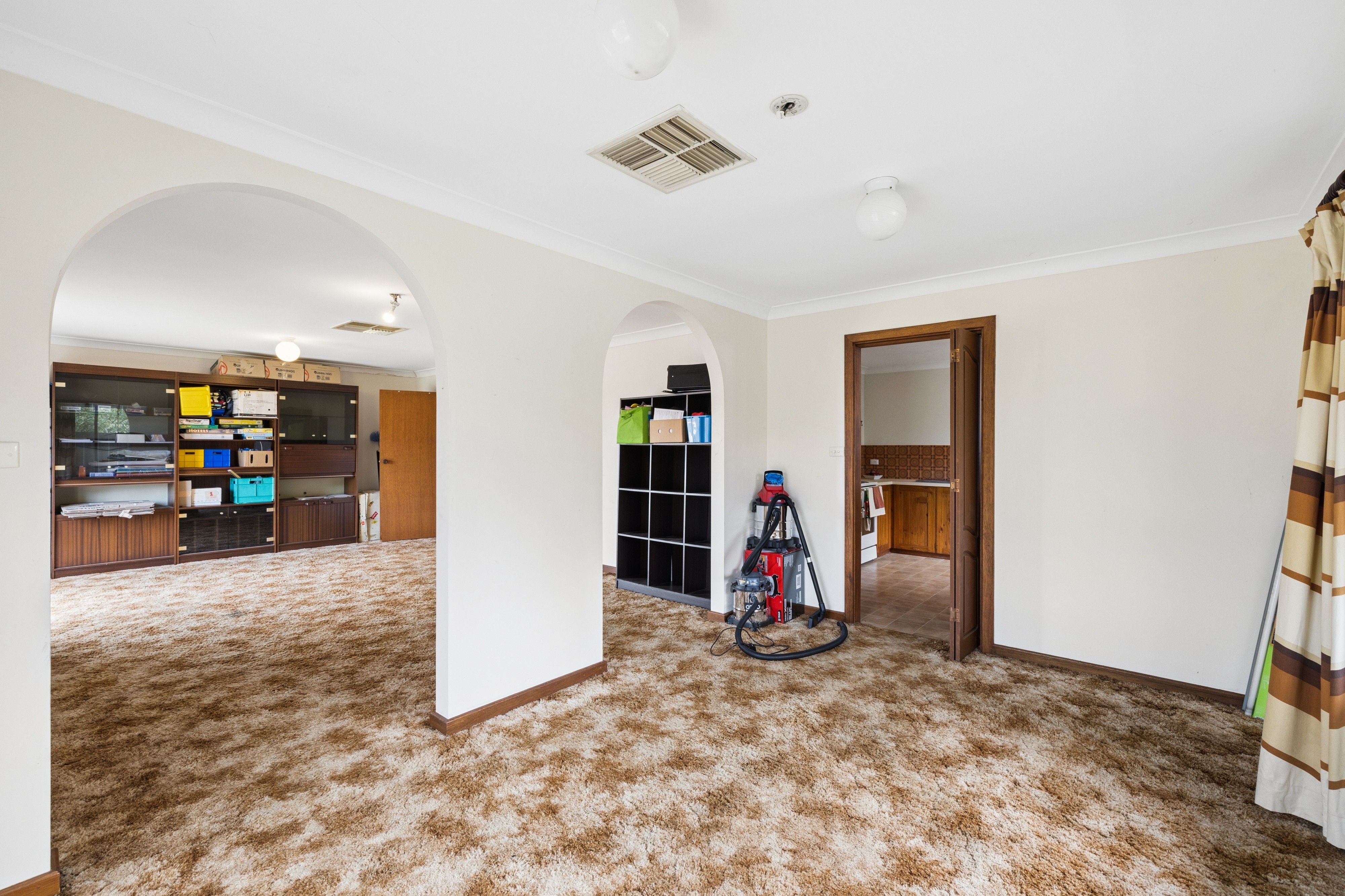18 Oliver Street — photo 6 of 30