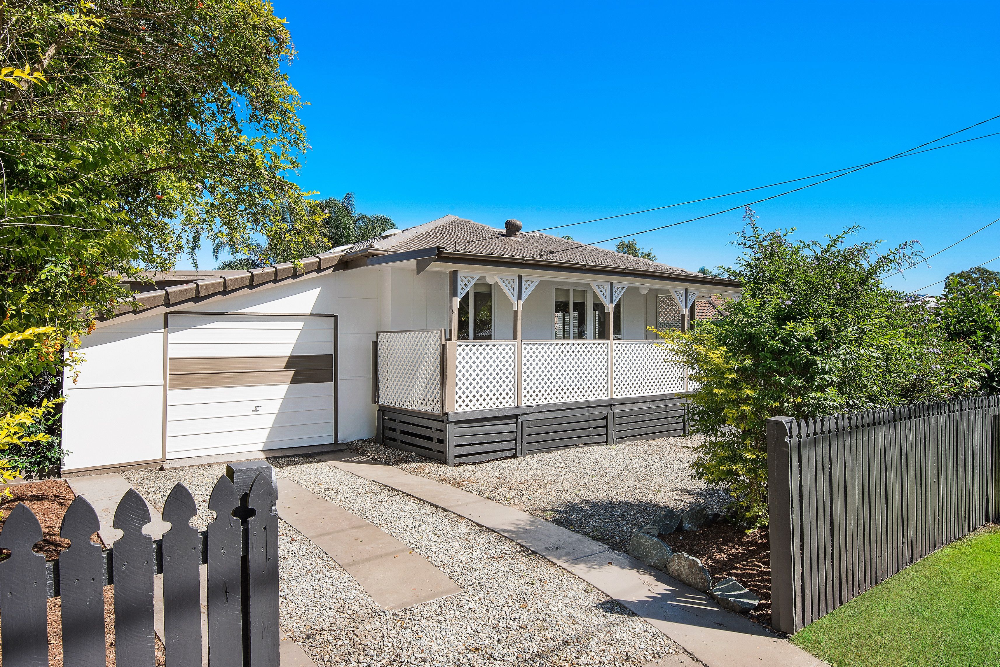 32 Pownall Crescent, Margate QLD 4019