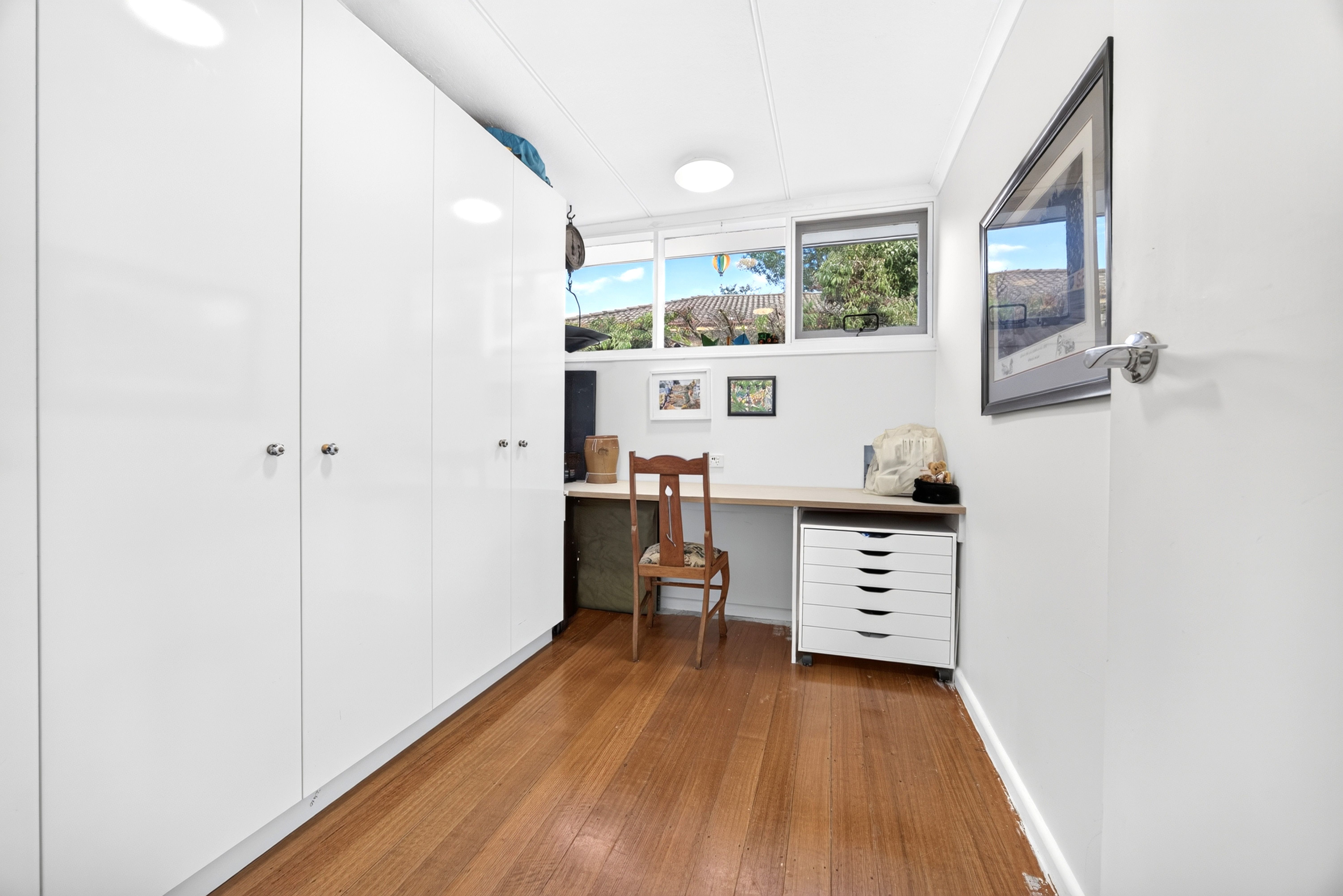 1/3 Lawson Crescent — photo 13 of 22