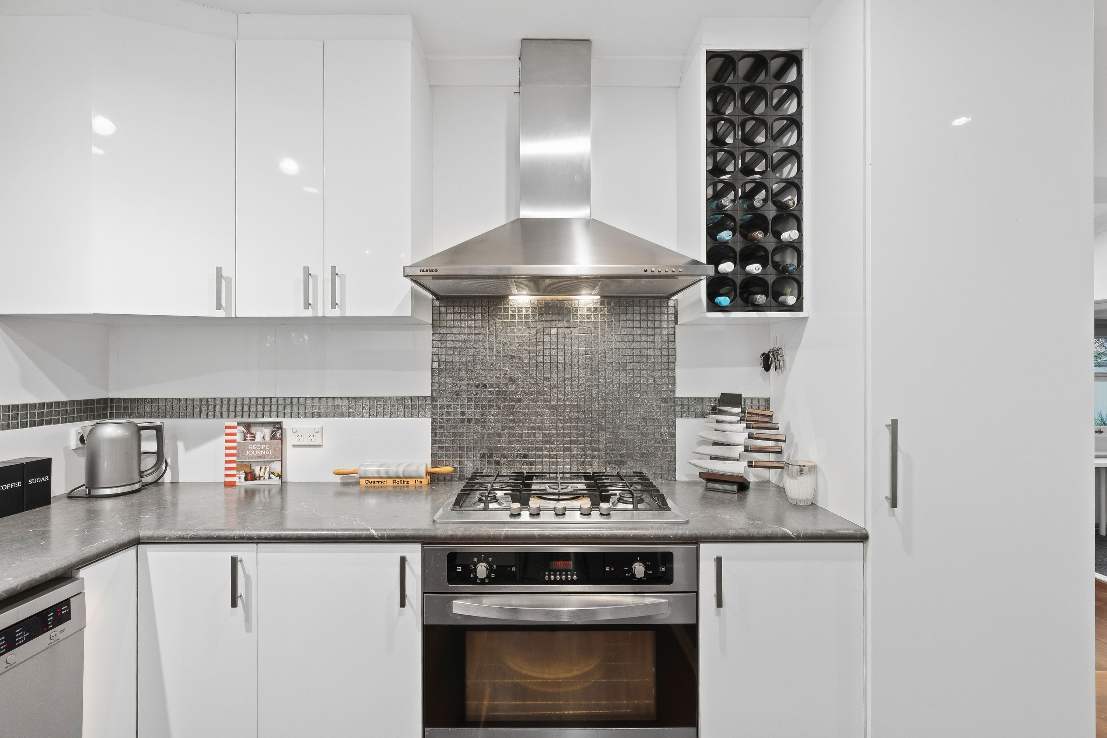 27 Williamson Avenue — photo 9 of 30