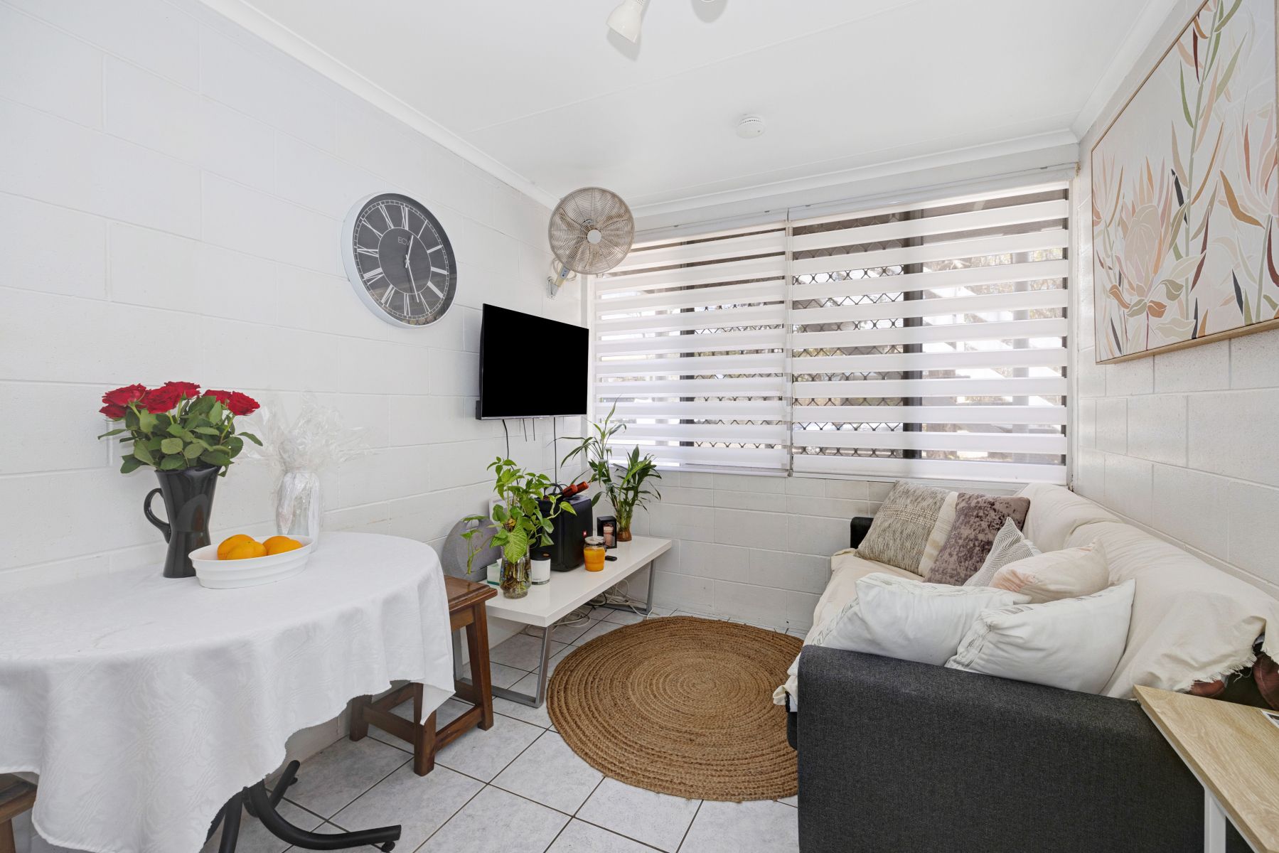 6 Corella Crescent — photo 10 of 12