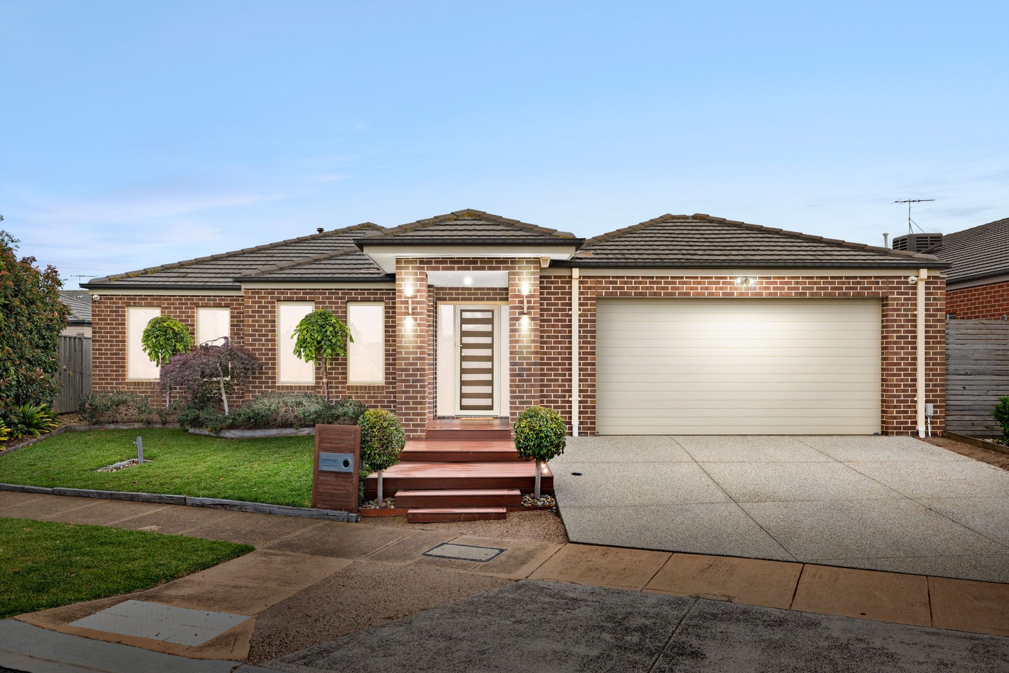 14 Jacana Crescent, Williams Landing VIC 3027