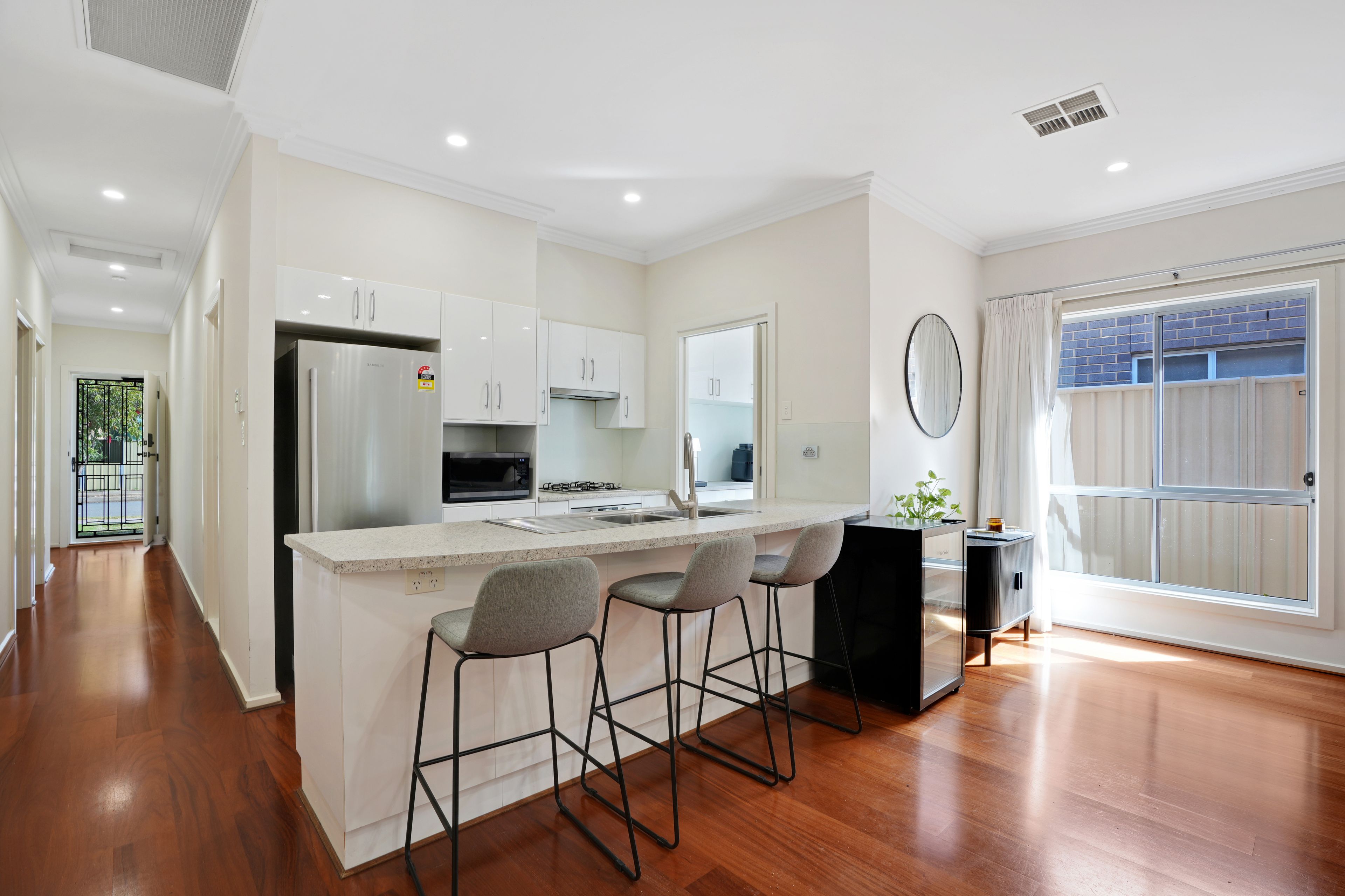 3 Cowra Crescent — photo 9 of 26
