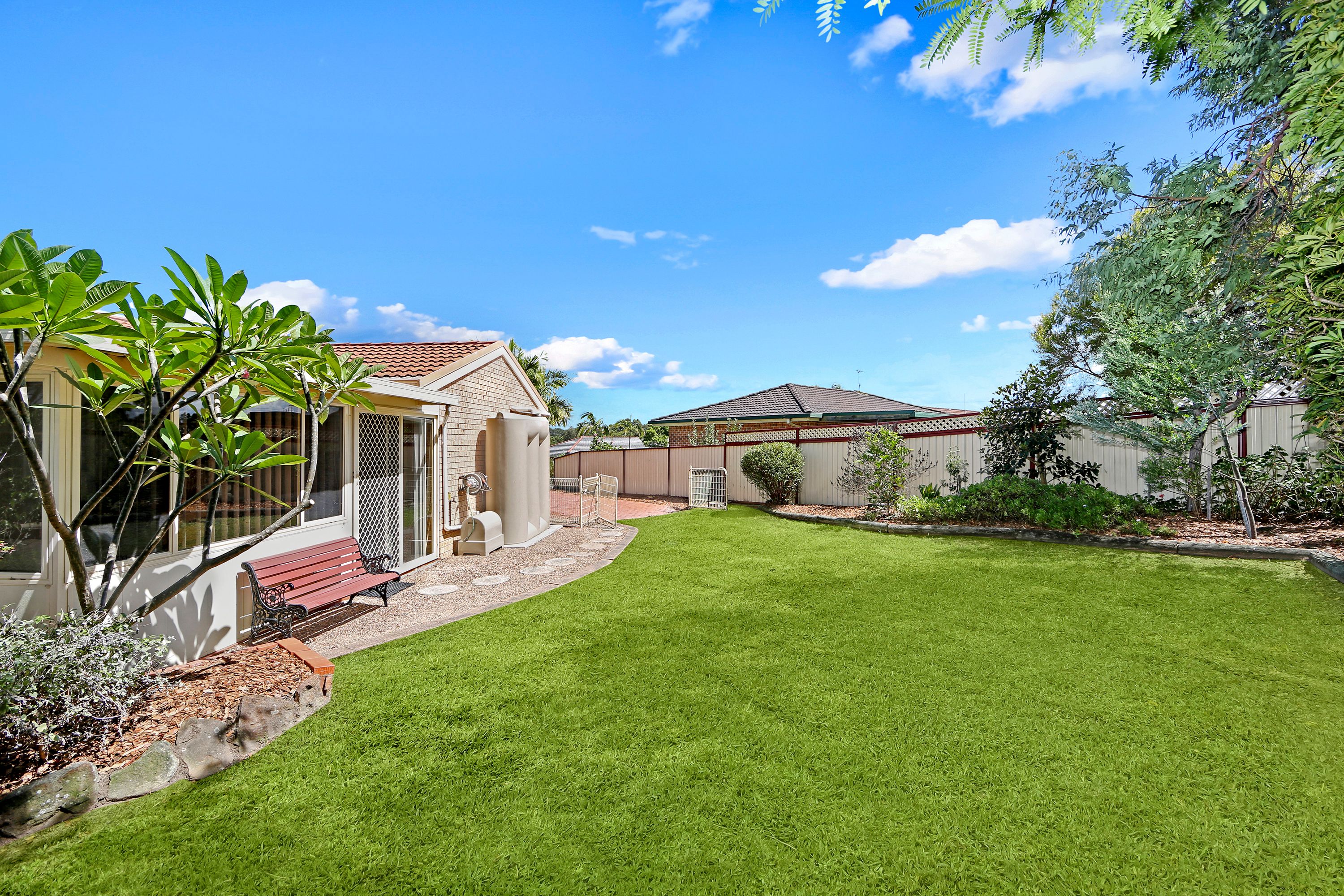 17 Glading Close, Lake Haven, NSW 2263