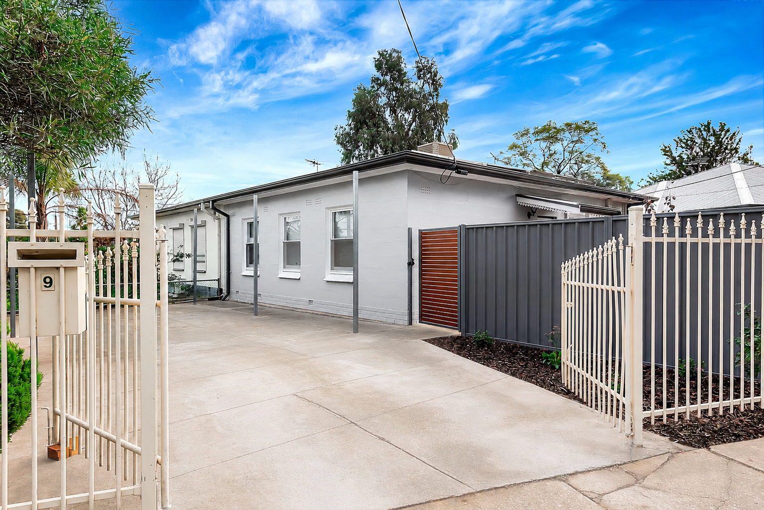9 Farley Grove — photo from Ray White Mawson Lakes
