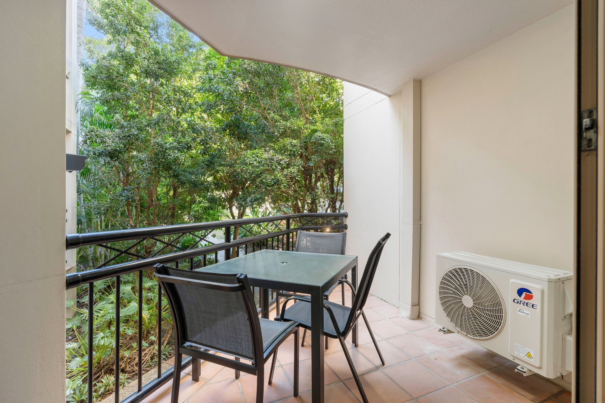 15/2342-2358 Gold Coast Highway — photo 10 of 17