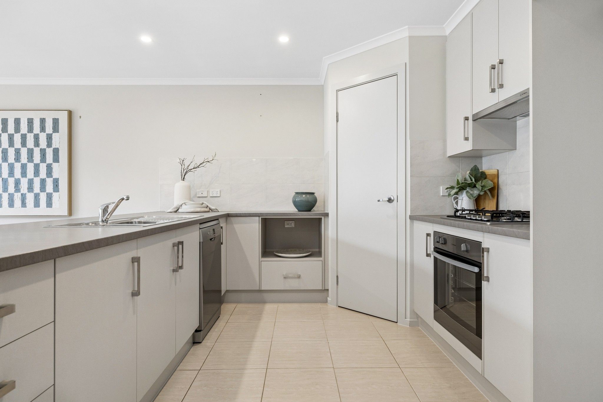 15 Orbit Court — photo 7 of 28