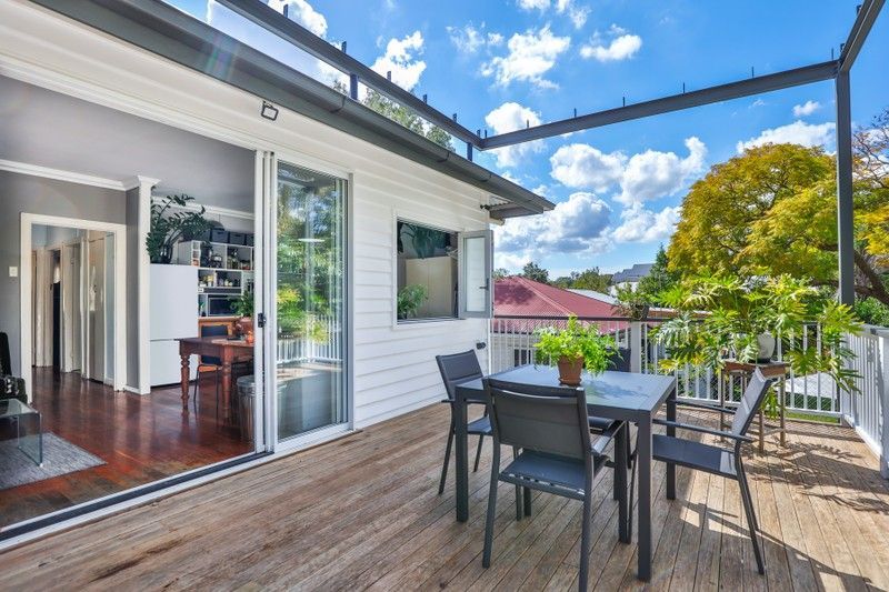 143 Beddoes Street, Holland Park, QLD 4121