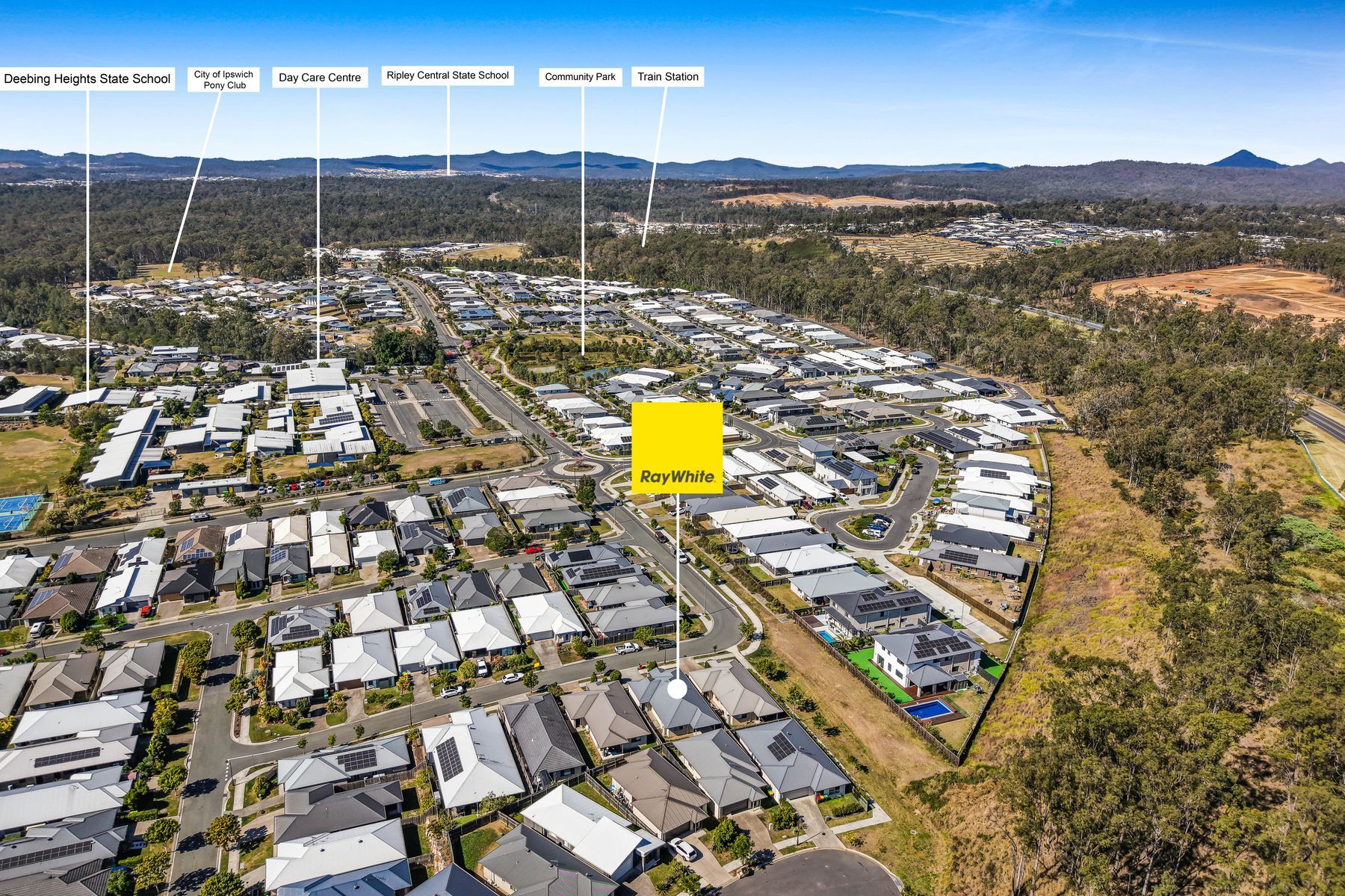 9 Pandorea Street — photo 12 of 14