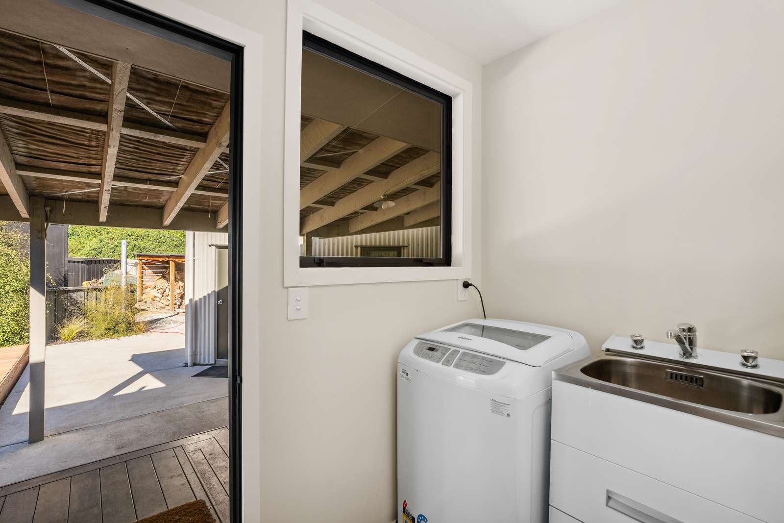 8 Kingan Road photo 12