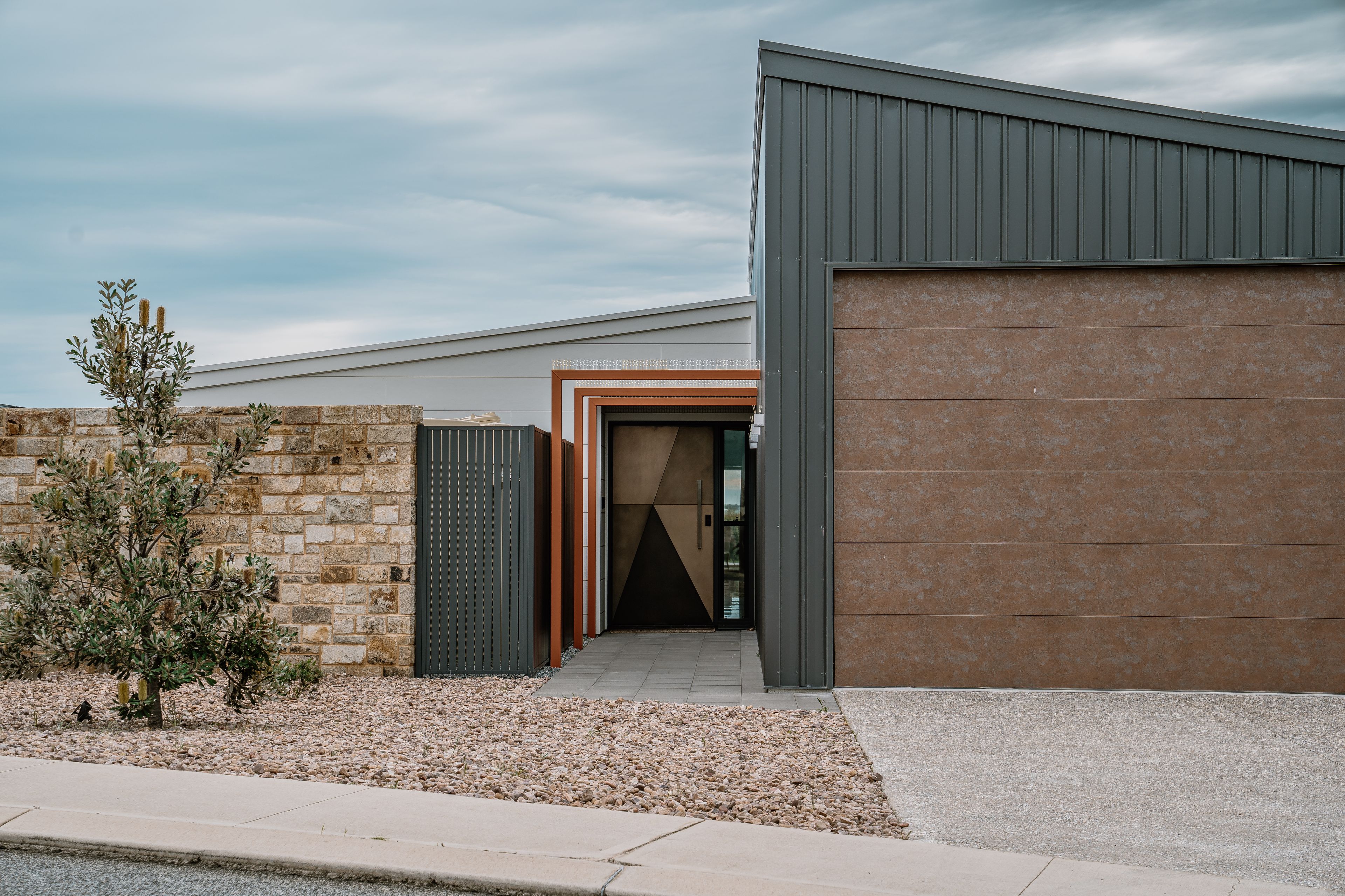 21 Flinders Drive — photo 3 of 30