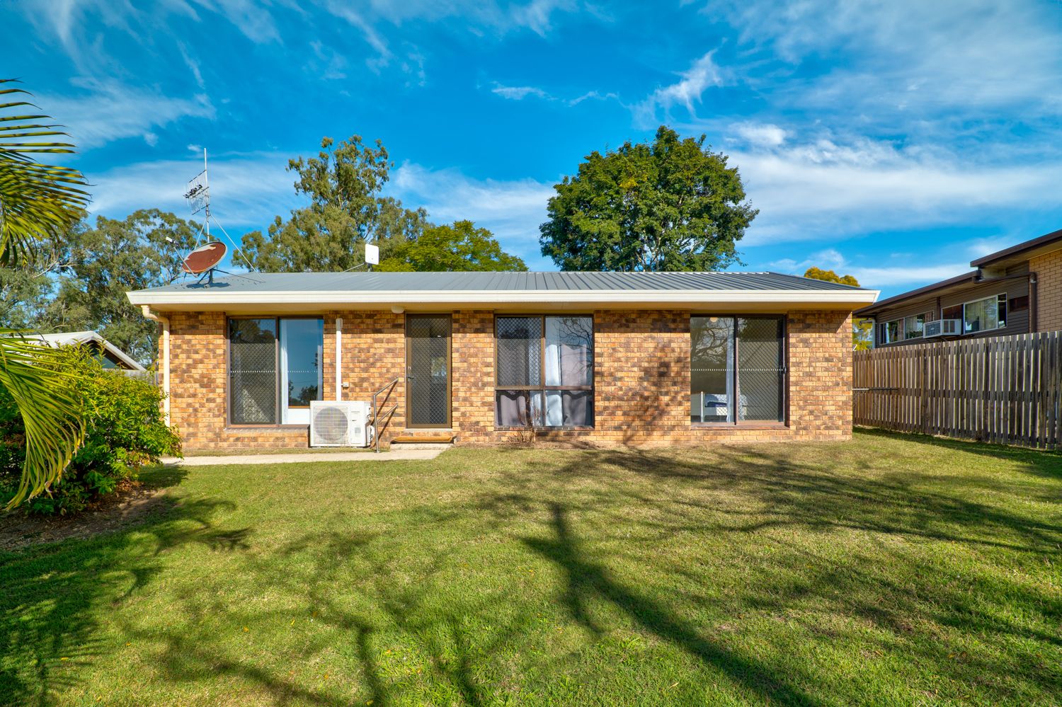 42 Dingyarra Street, Toogoolawah QLD 4313