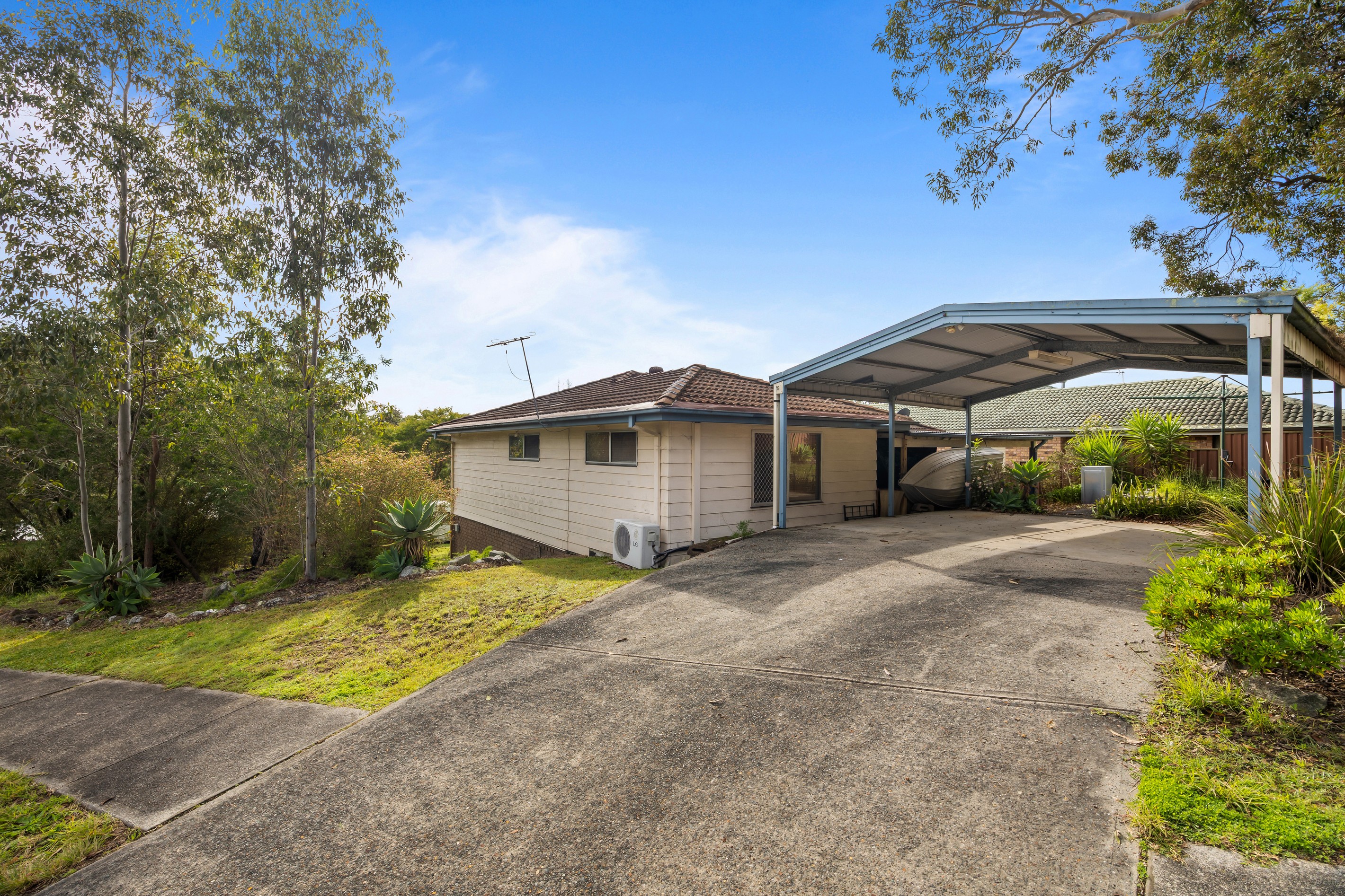 2 Leeward Close, Woodrising, NSW 2284