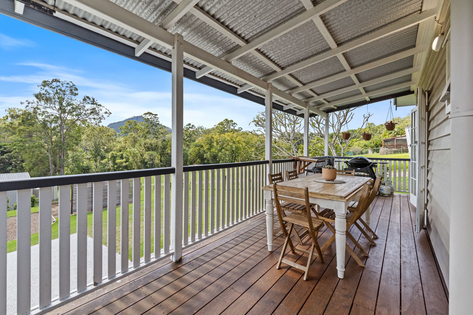 298 Coonowrin Road — photo 27 of 30