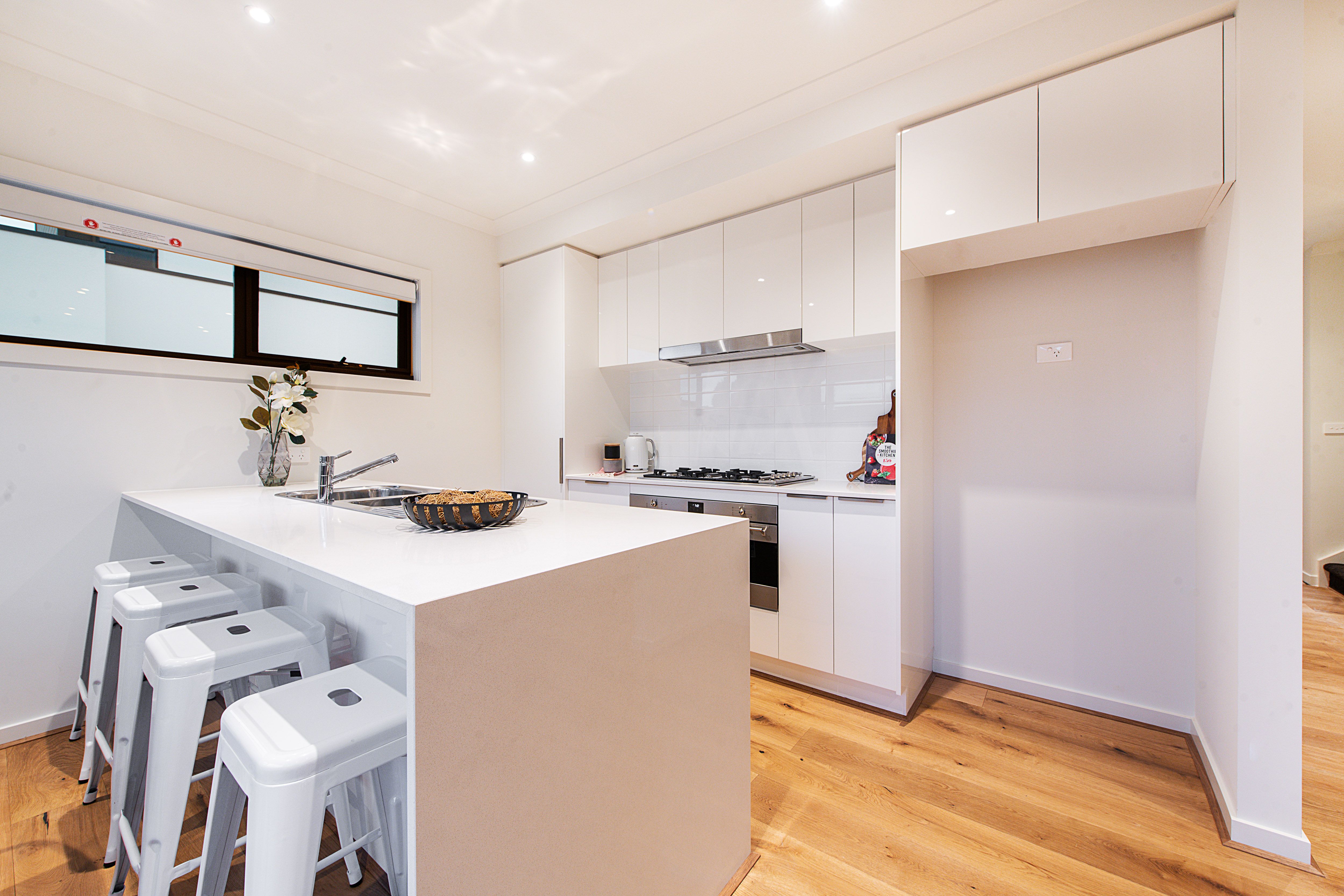 3/8 Hillview Avenue, Rowville, VIC 3178